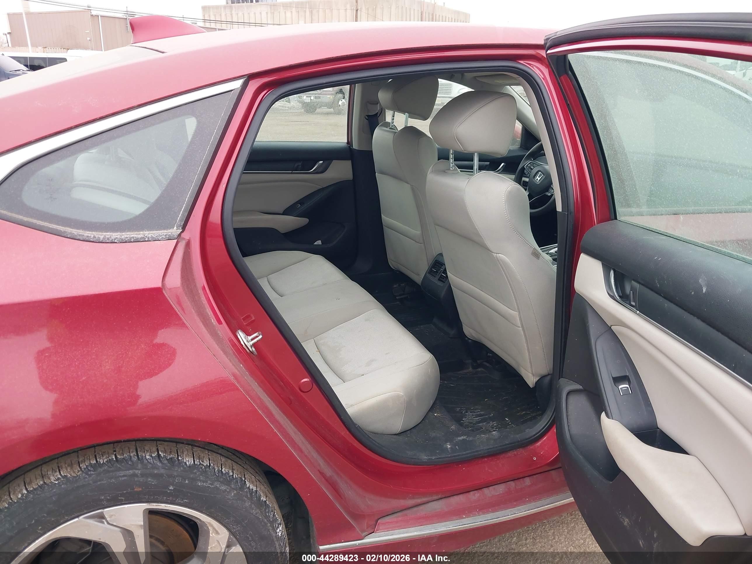 HONDA ACCORD image 8