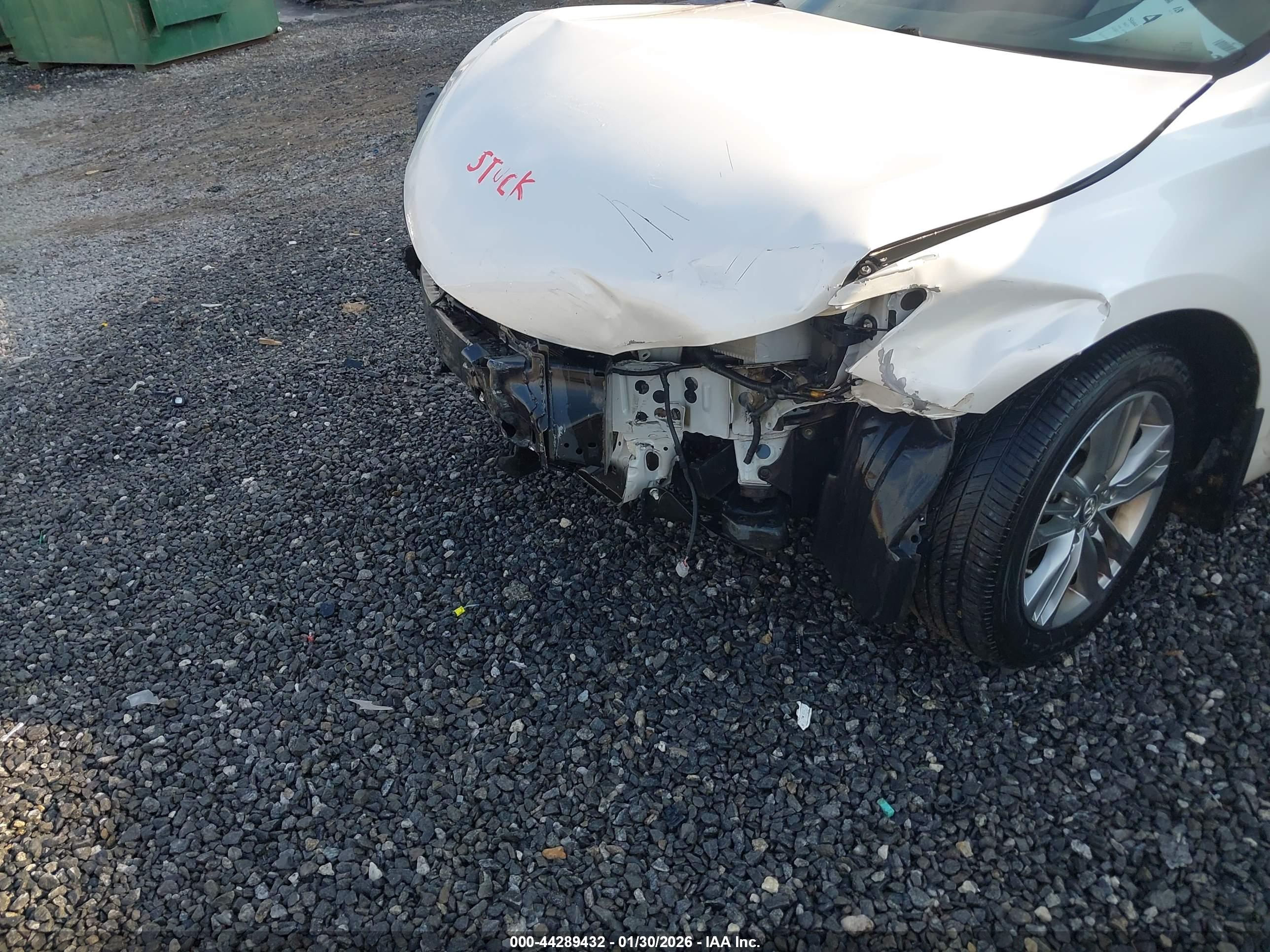 TOYOTA CAMRY image 6