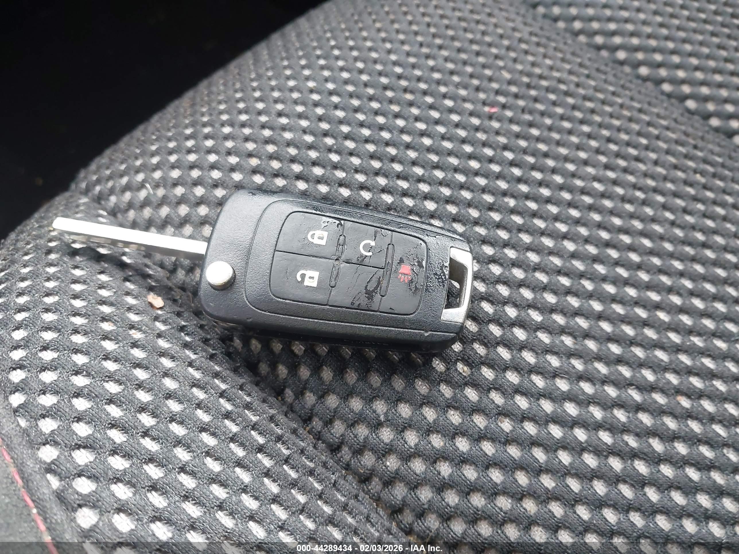 GMC TERRAIN image 11