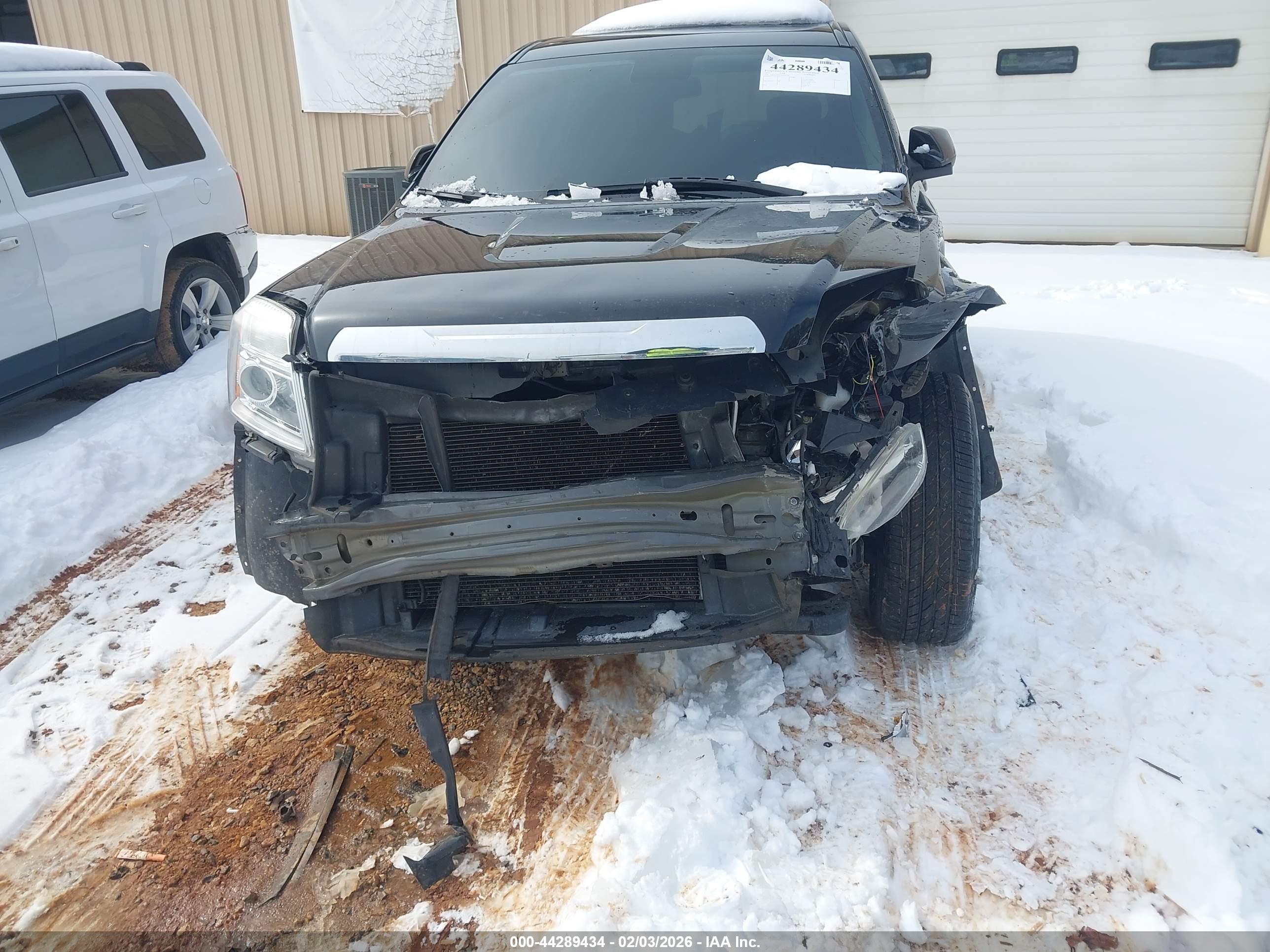 GMC TERRAIN image 6