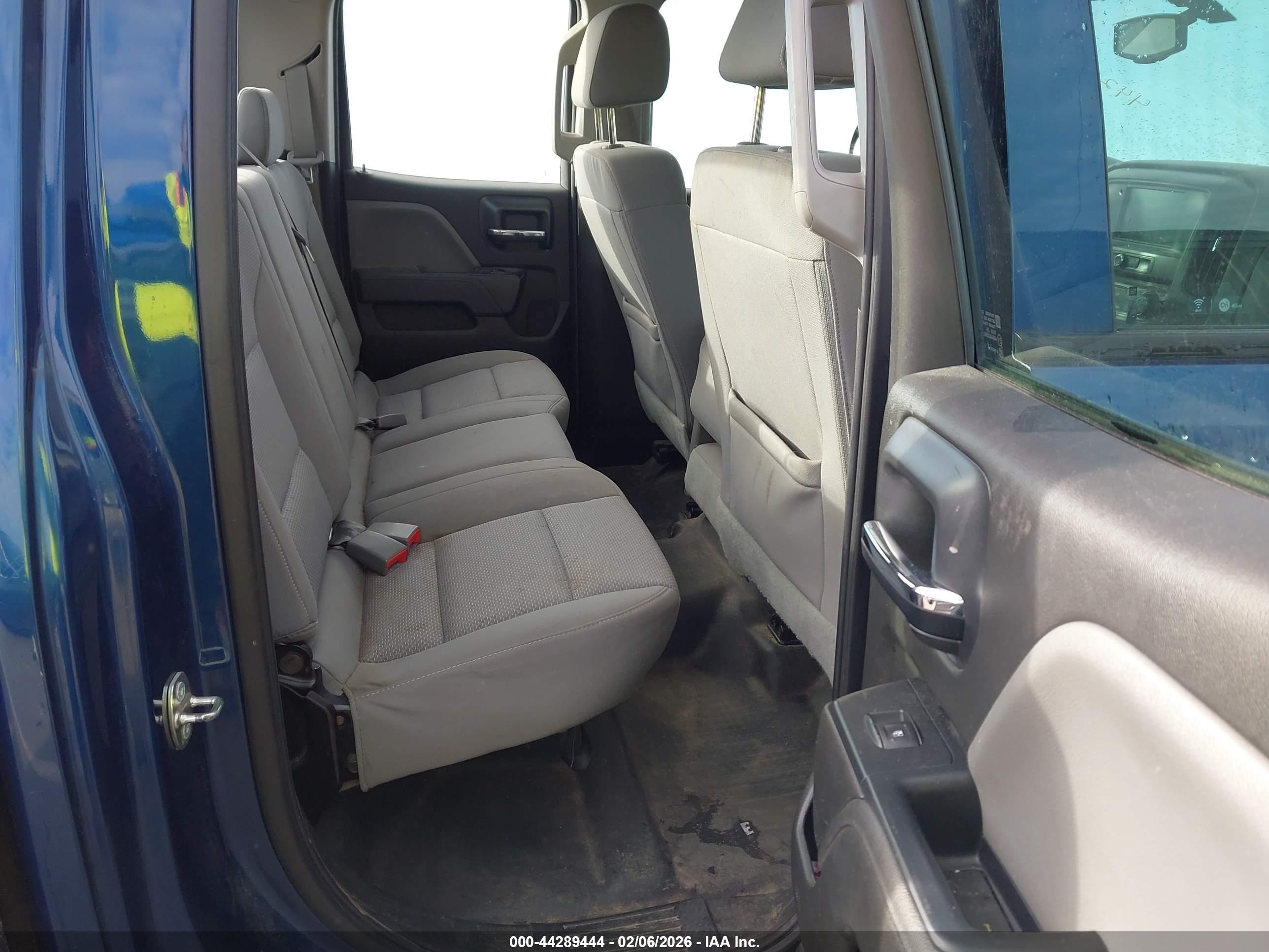 CHEVROLET SILVERADO image 8