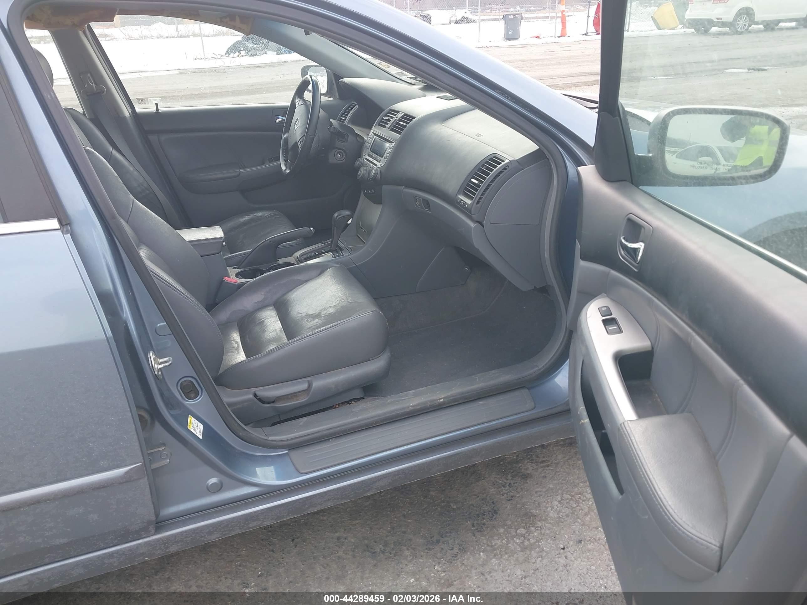 HONDA ACCORD image 5