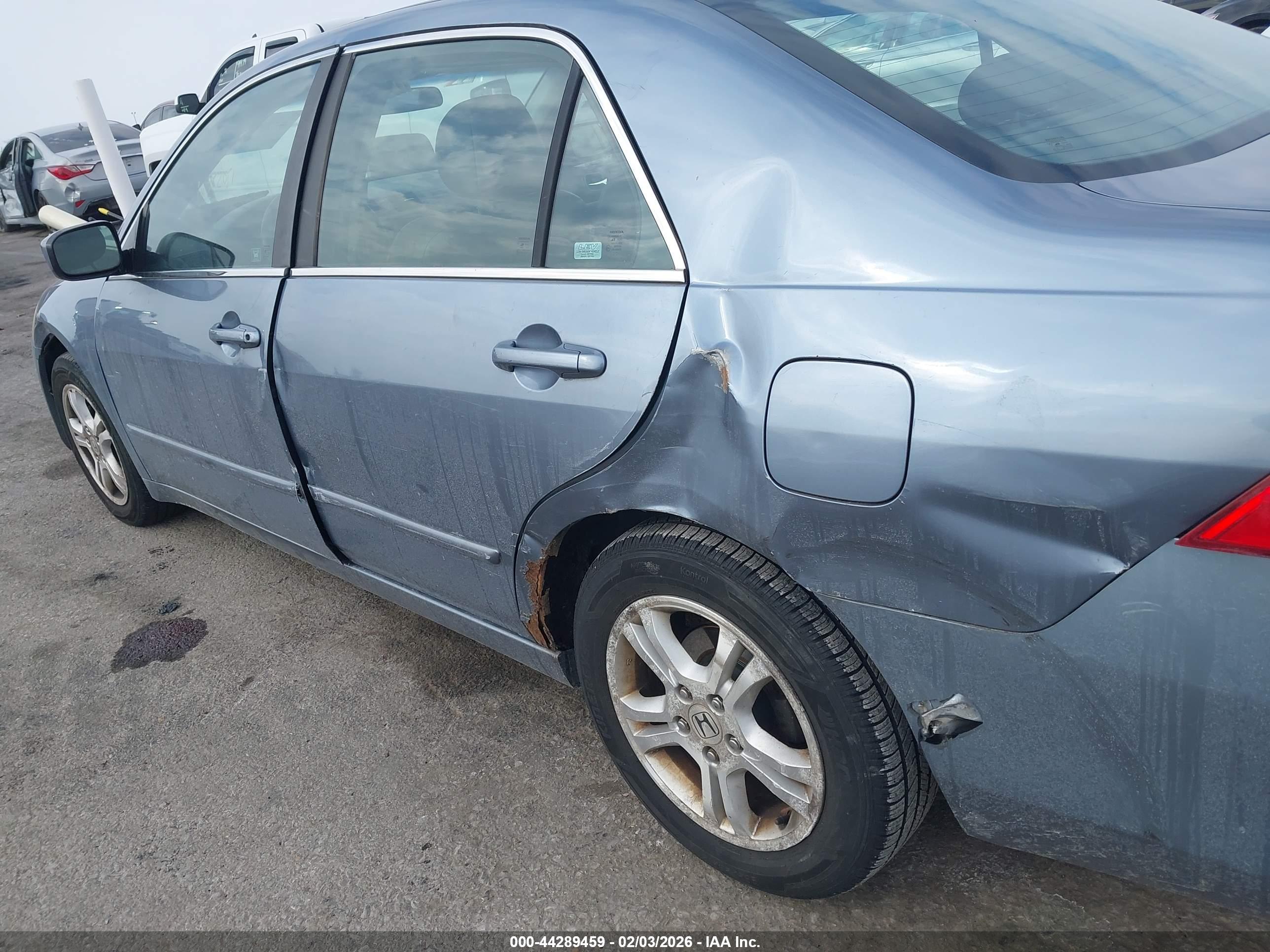 HONDA ACCORD image 6
