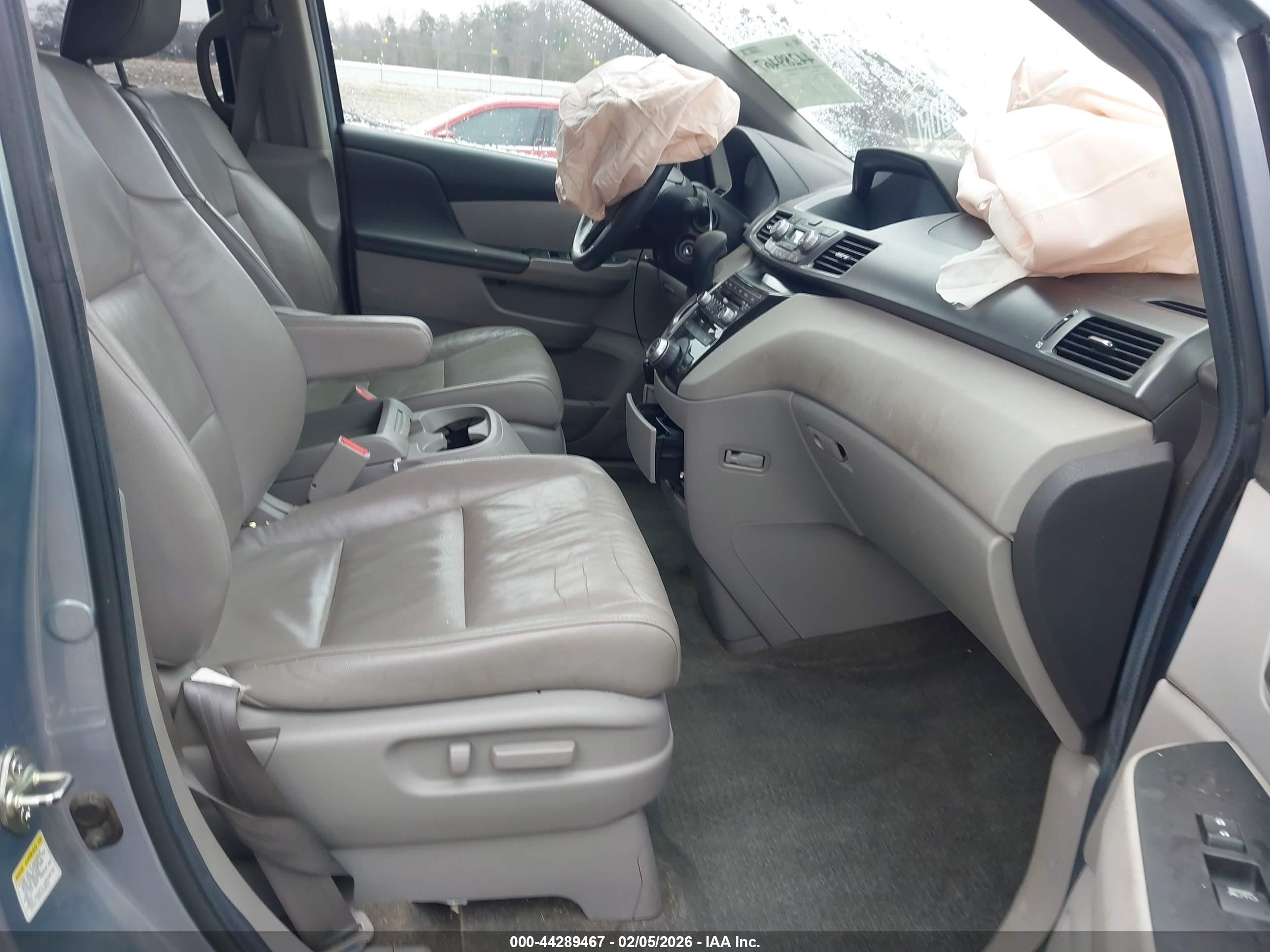 HONDA ODYSSEY image 5