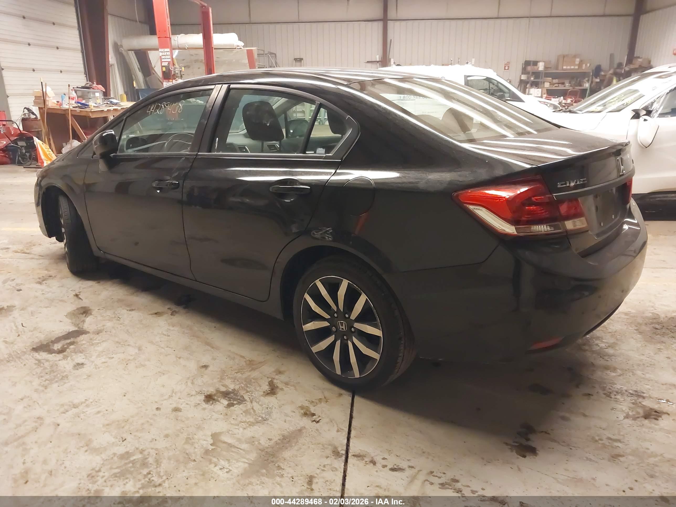 HONDA CIVIC image 3