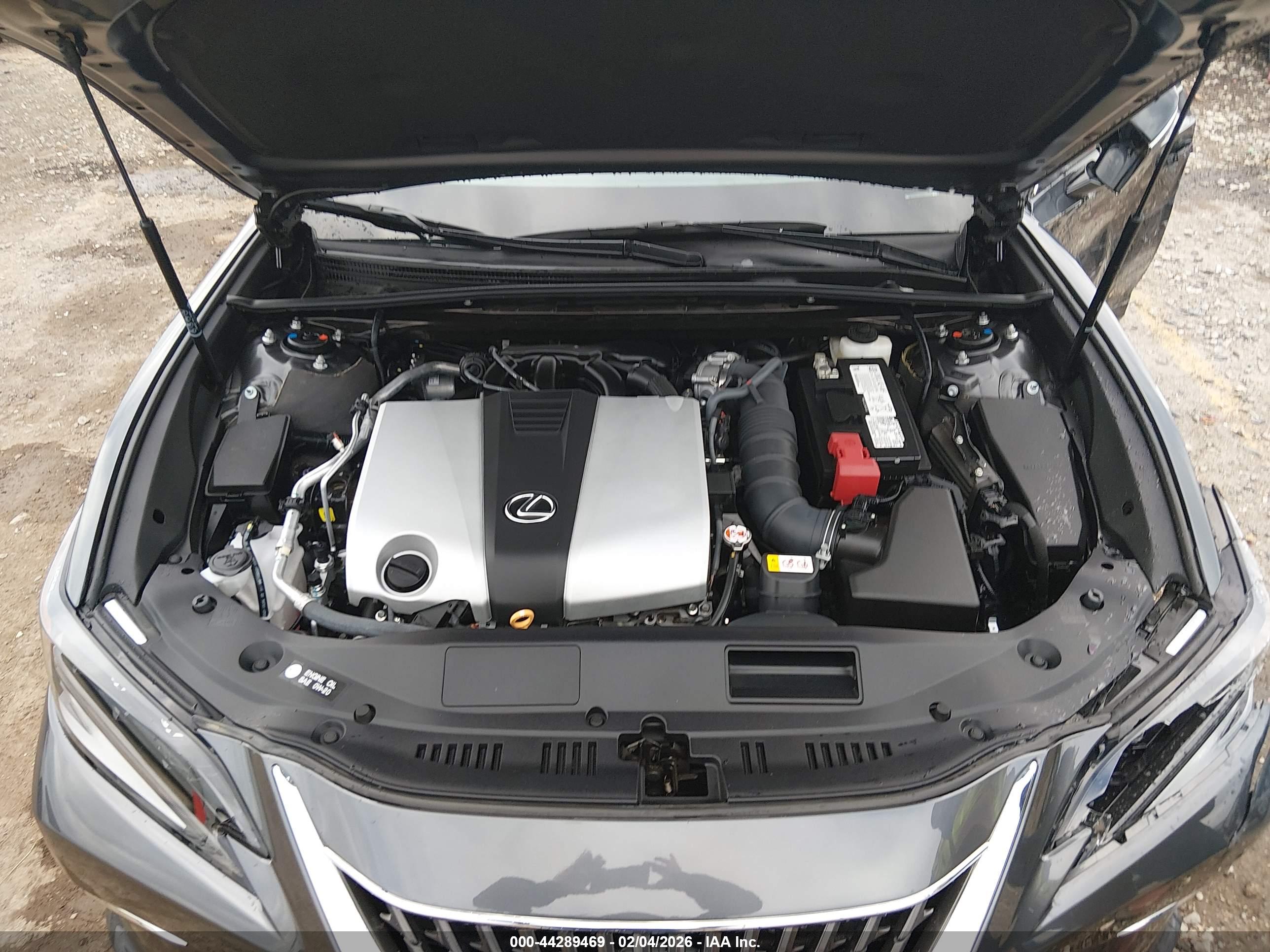 LEXUS ES image 10