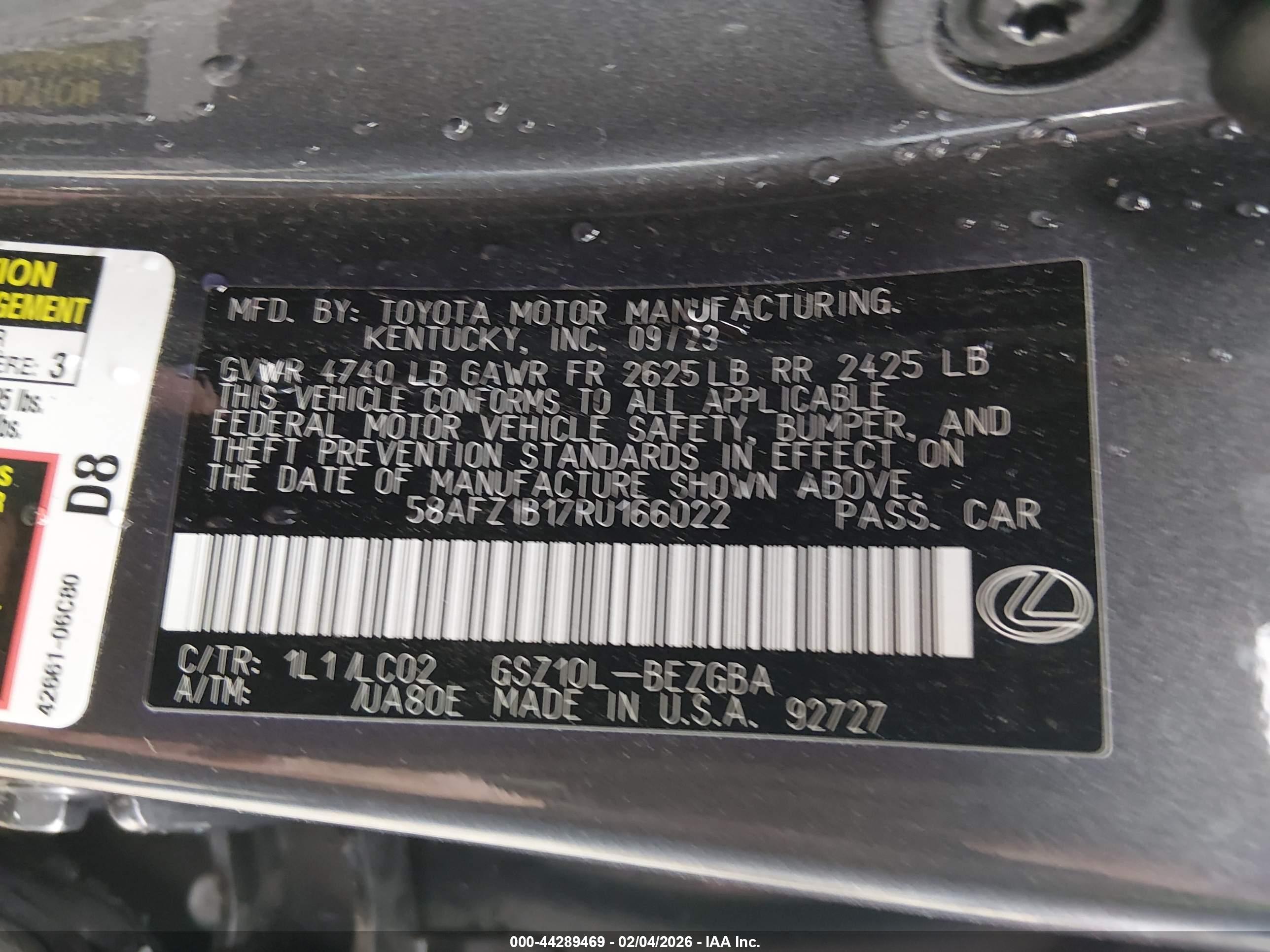 LEXUS ES image 9