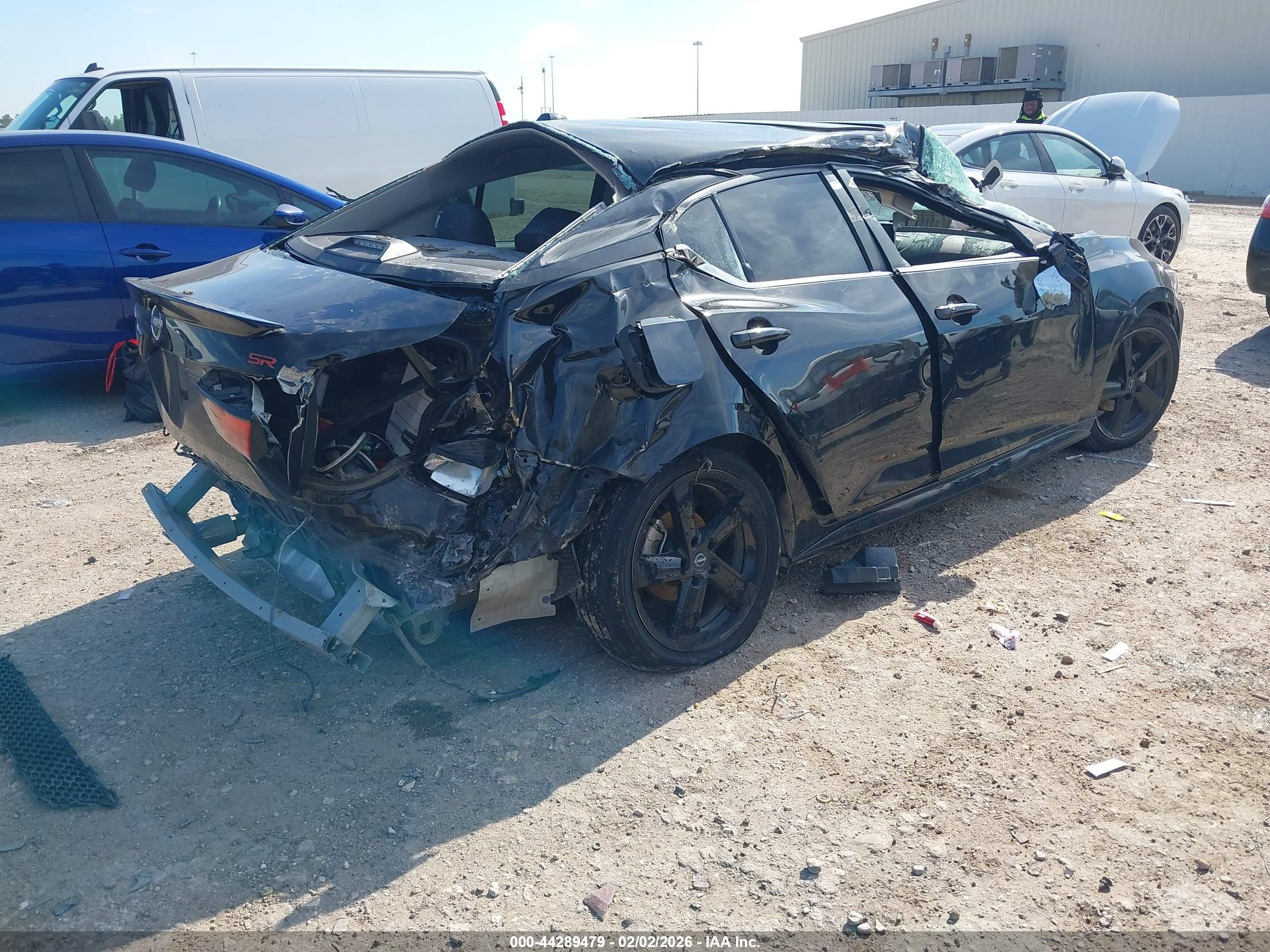 NISSAN SENTRA image 4