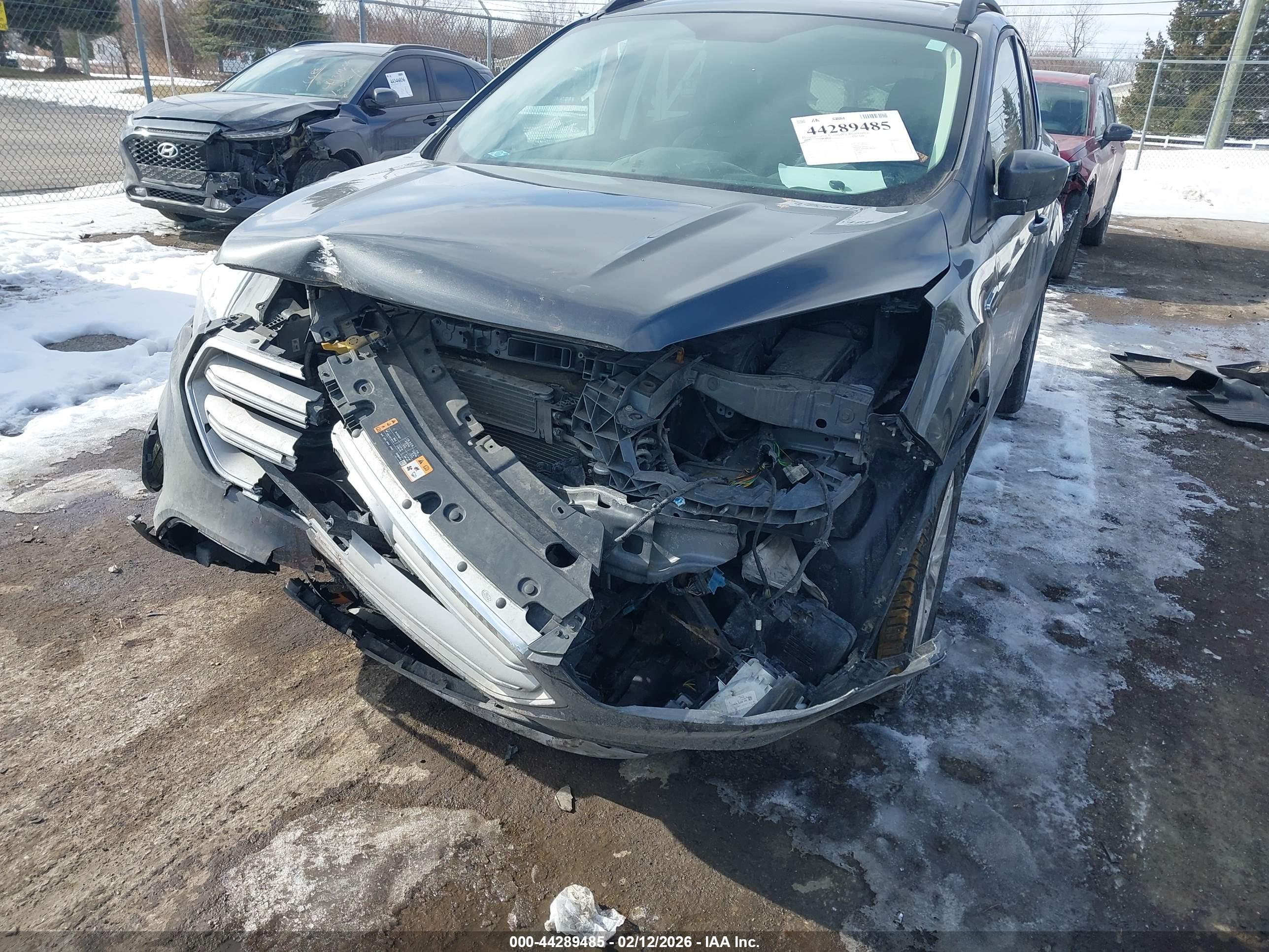 FORD ESCAPE image 6