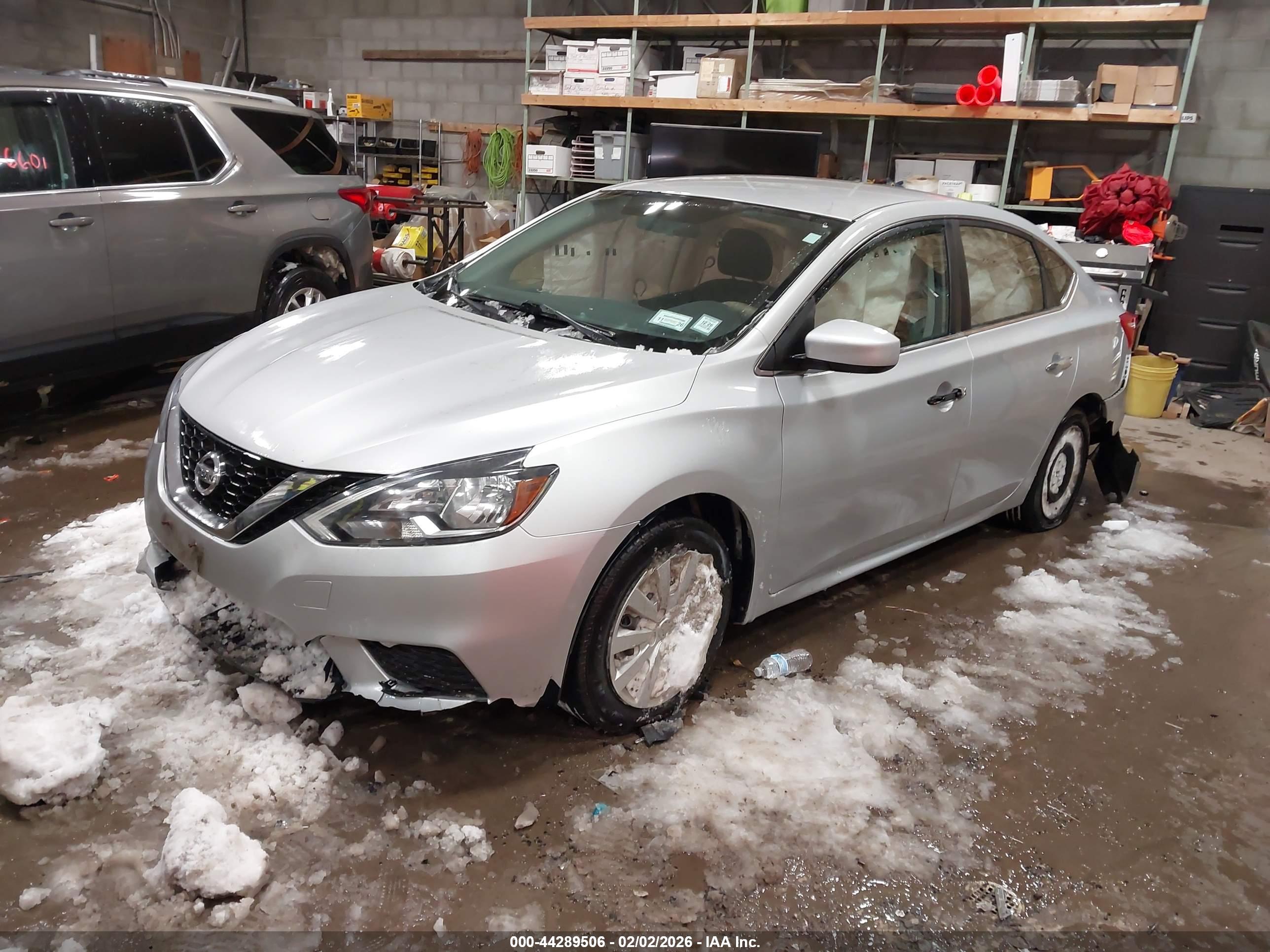 NISSAN SENTRA image 2