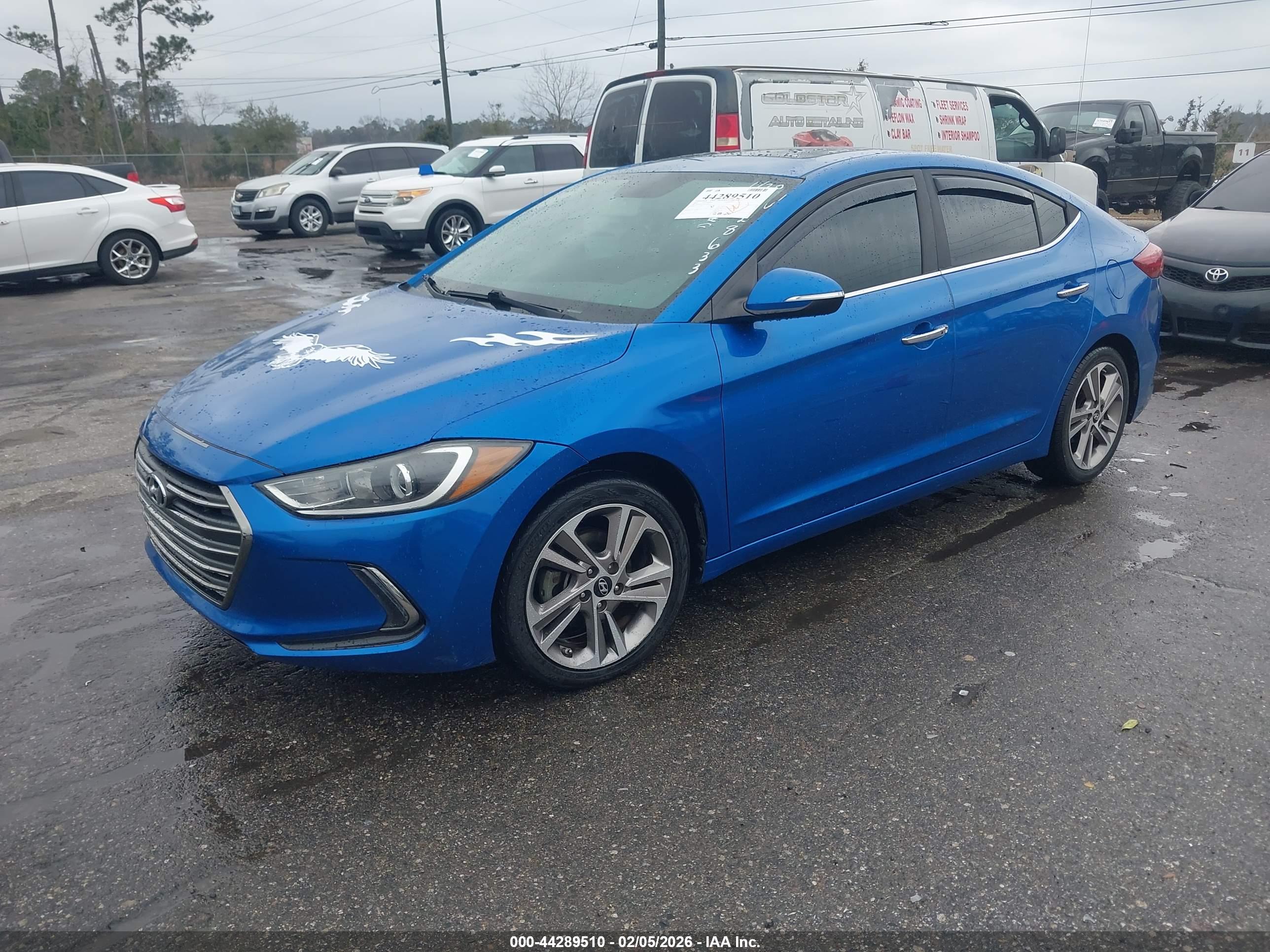HYUNDAI ELANTRA image 2