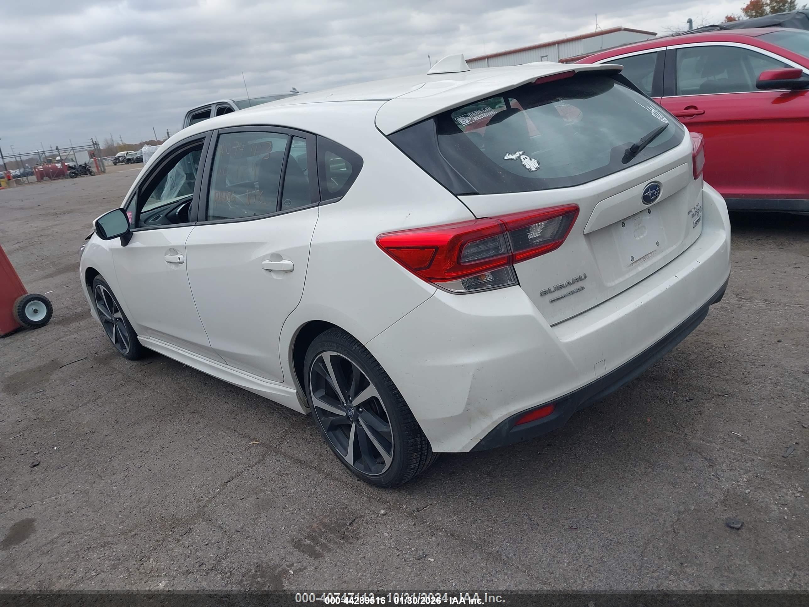 SUBARU IMPREZA image 3