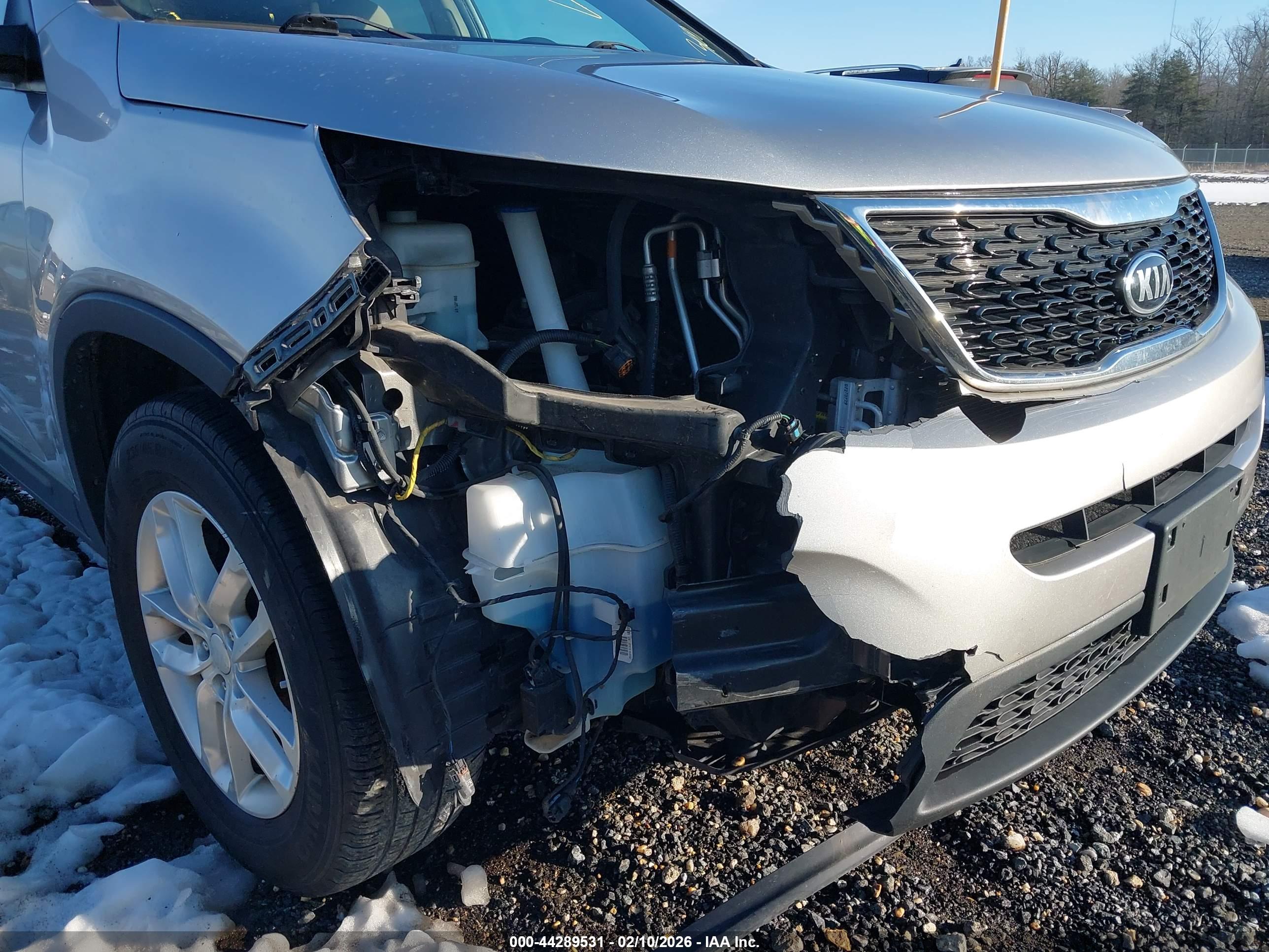 KIA SORENTO image 6