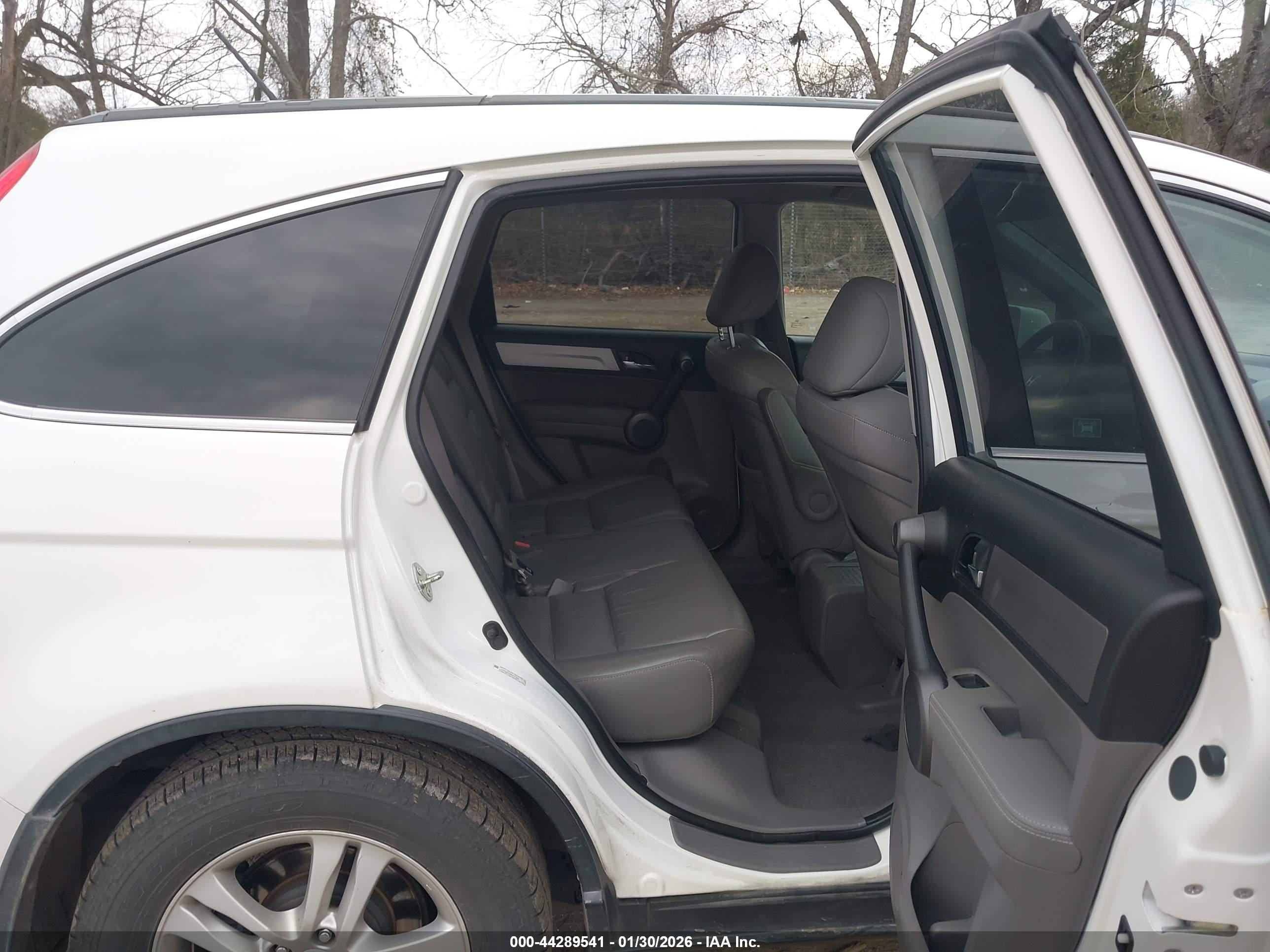 HONDA CR-V image 8