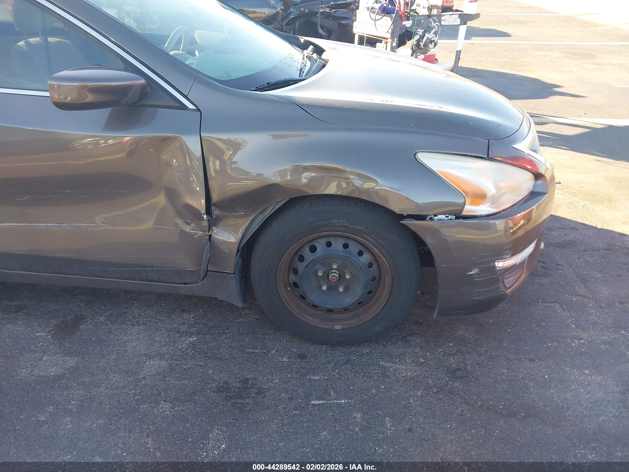 NISSAN ALTIMA image 6