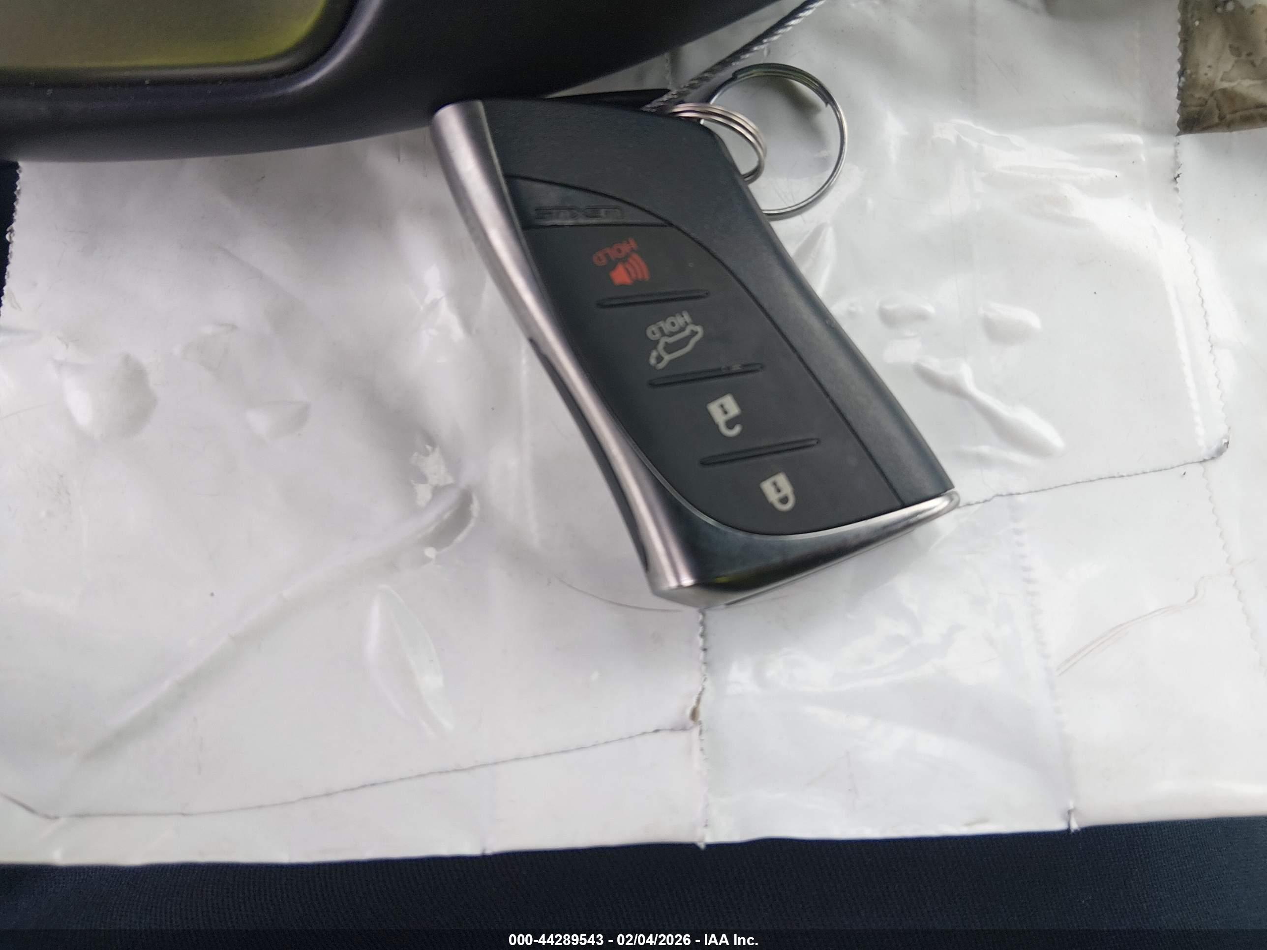 LEXUS NX image 11