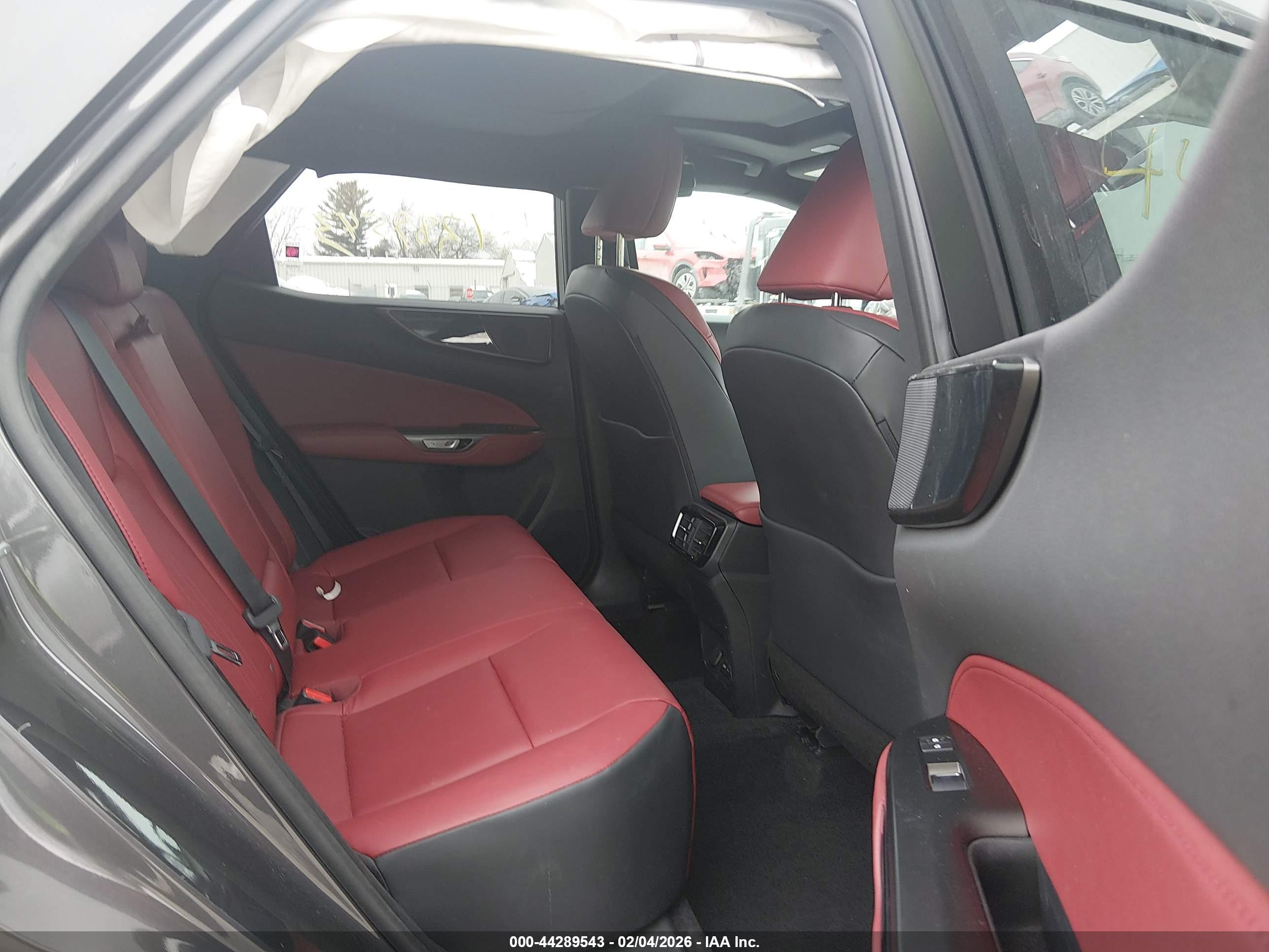 LEXUS NX image 8