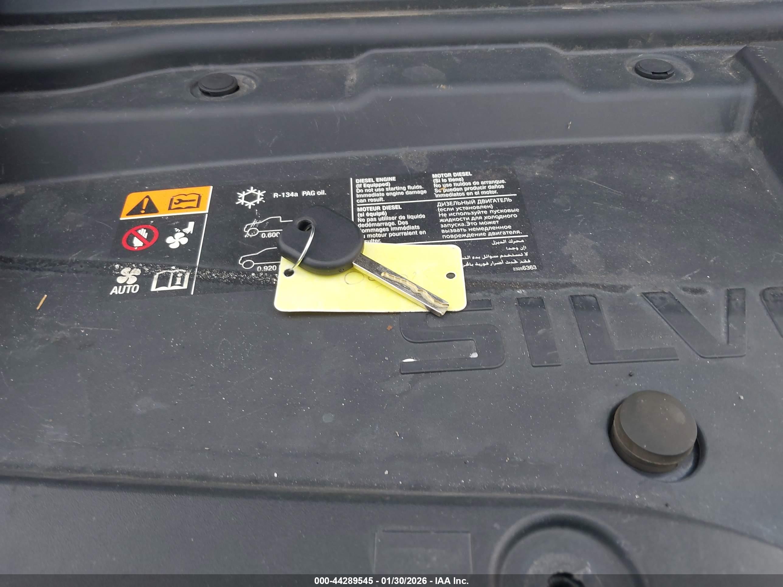 CHEVROLET SILVERADO image 11