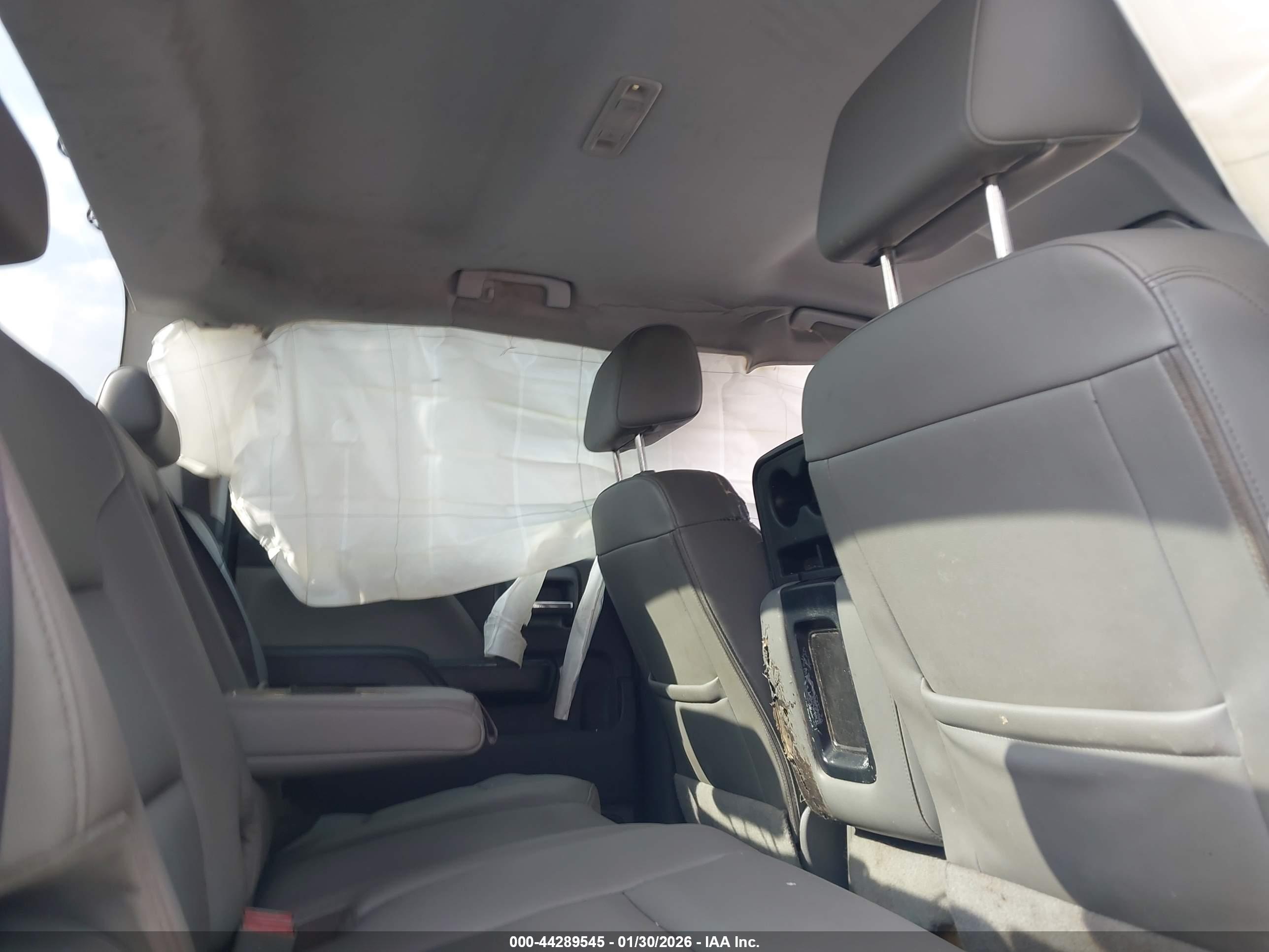 CHEVROLET SILVERADO image 8
