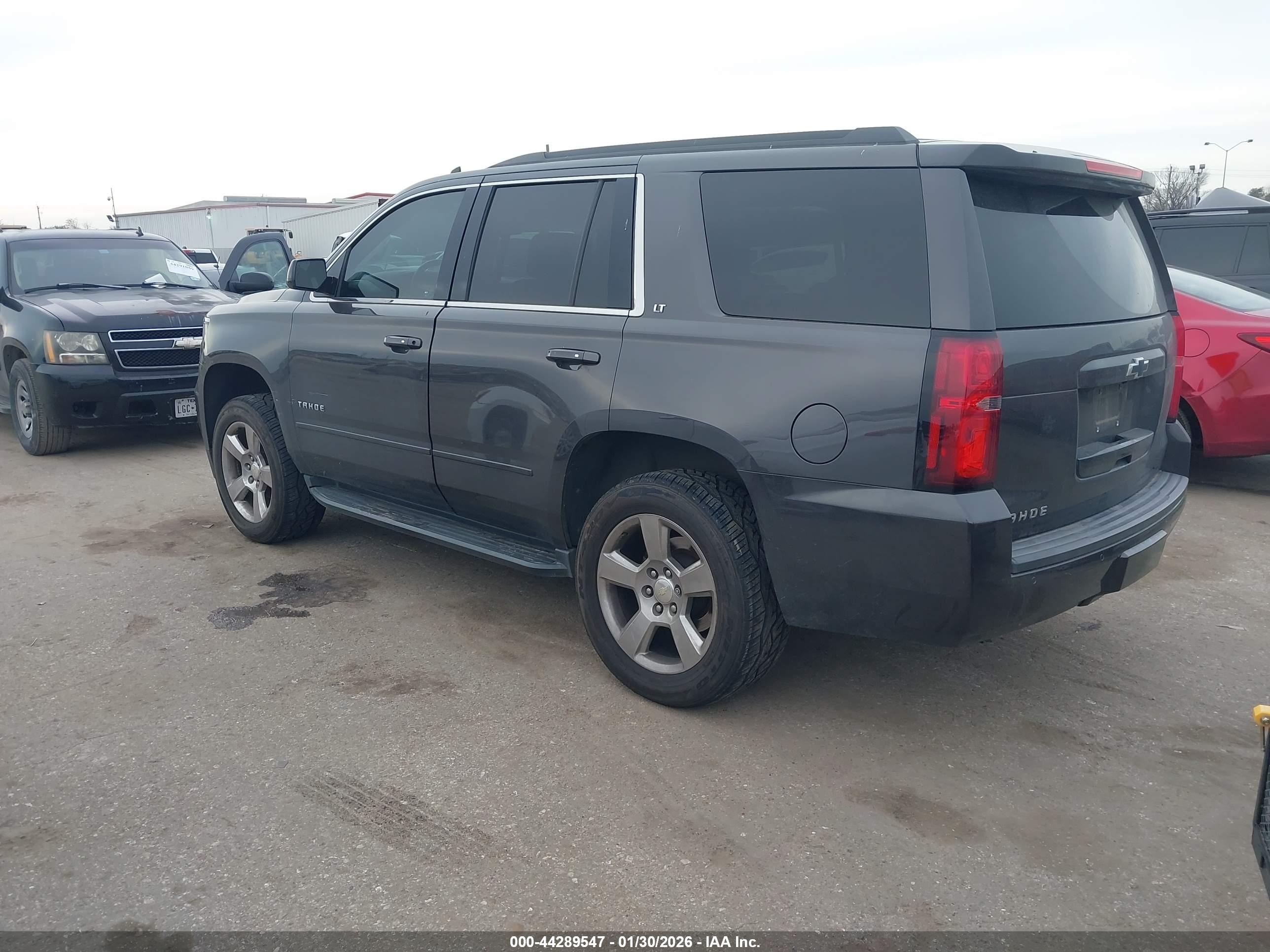 CHEVROLET TAHOE image 3