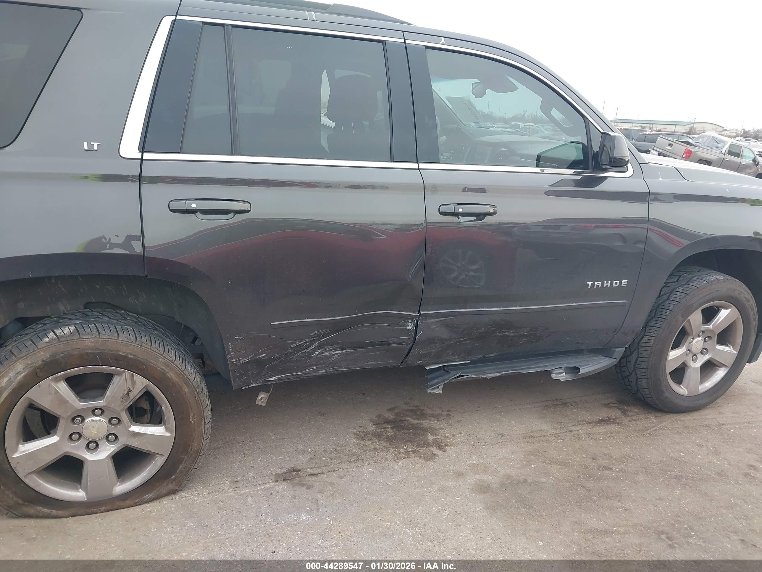 CHEVROLET TAHOE image 6