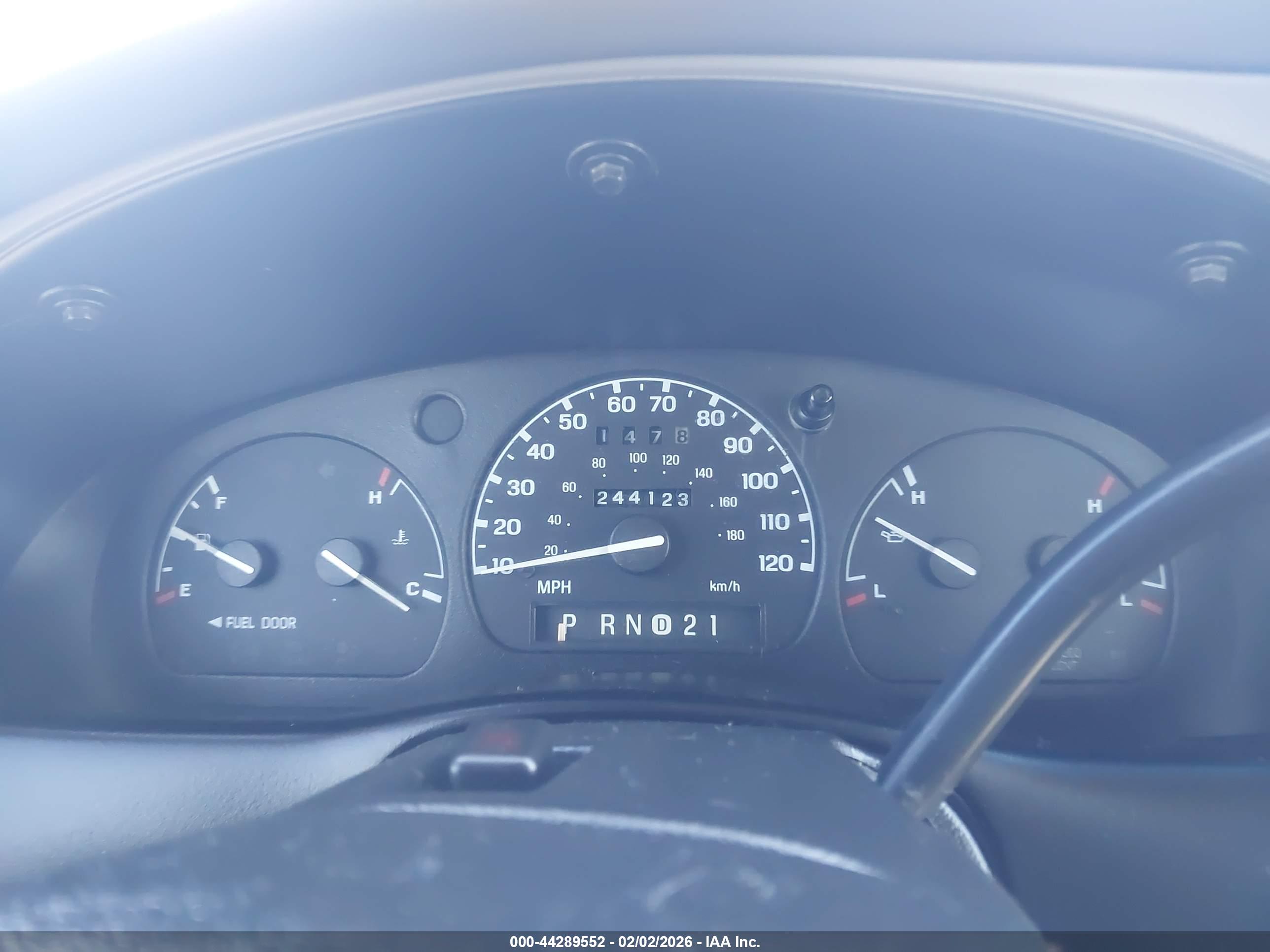 FORD RANGER image 7