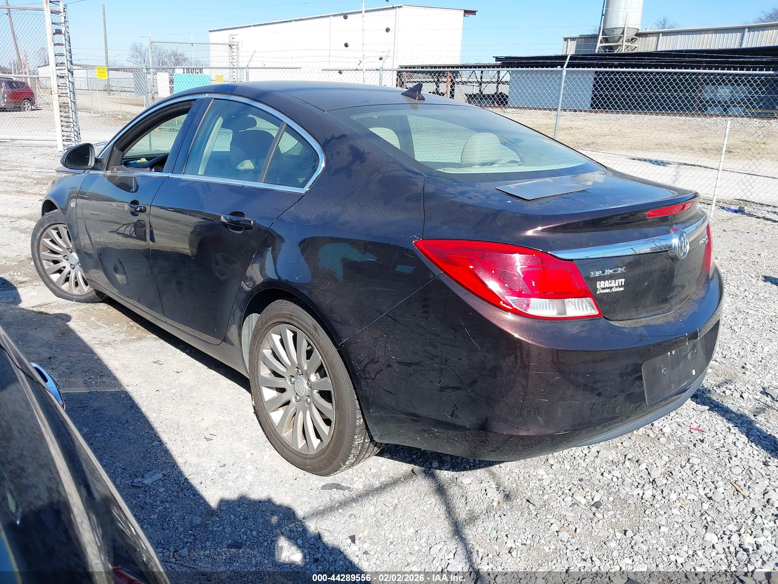 BUICK REGAL image 3