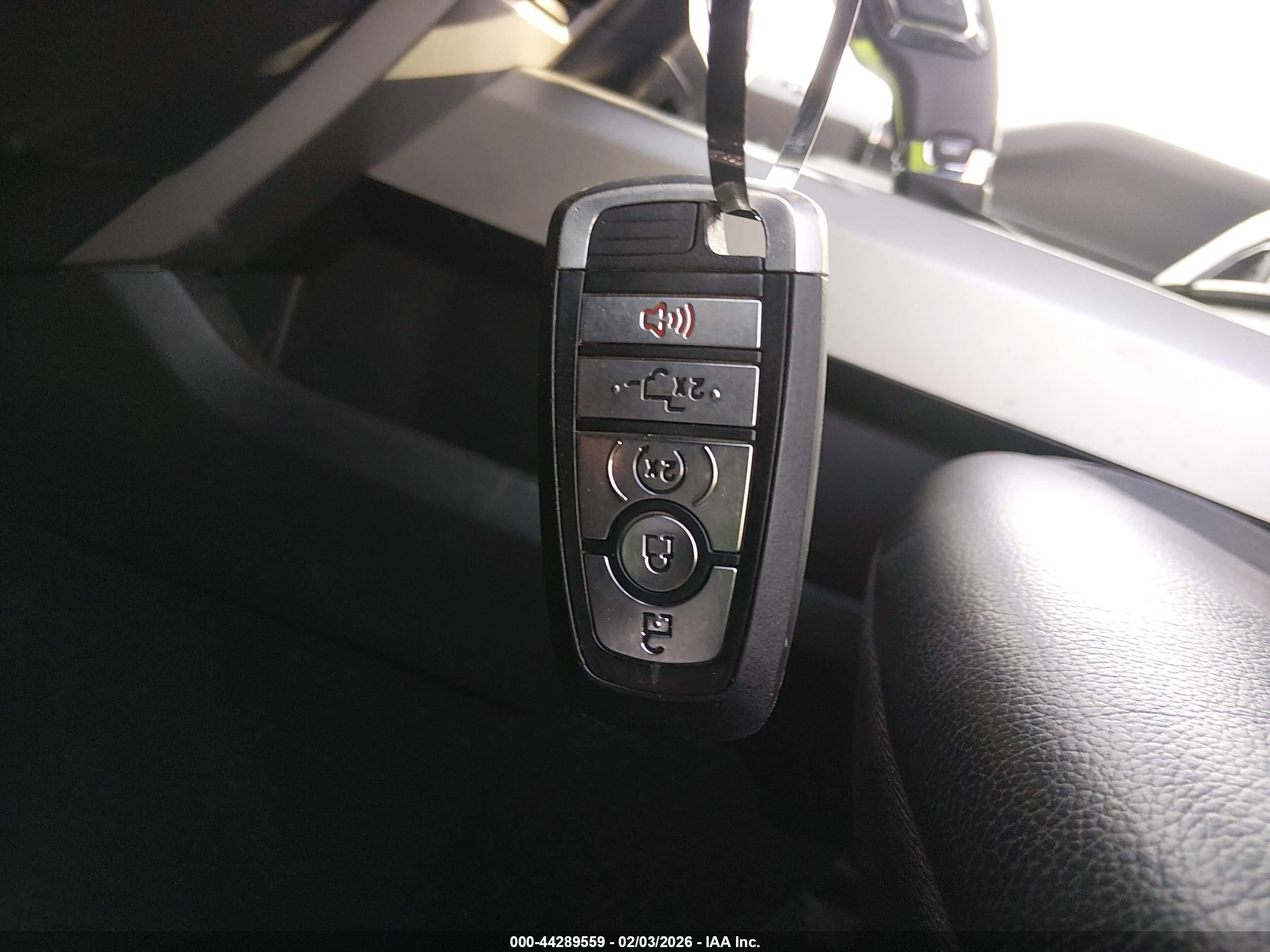 FORD F-150 image 11