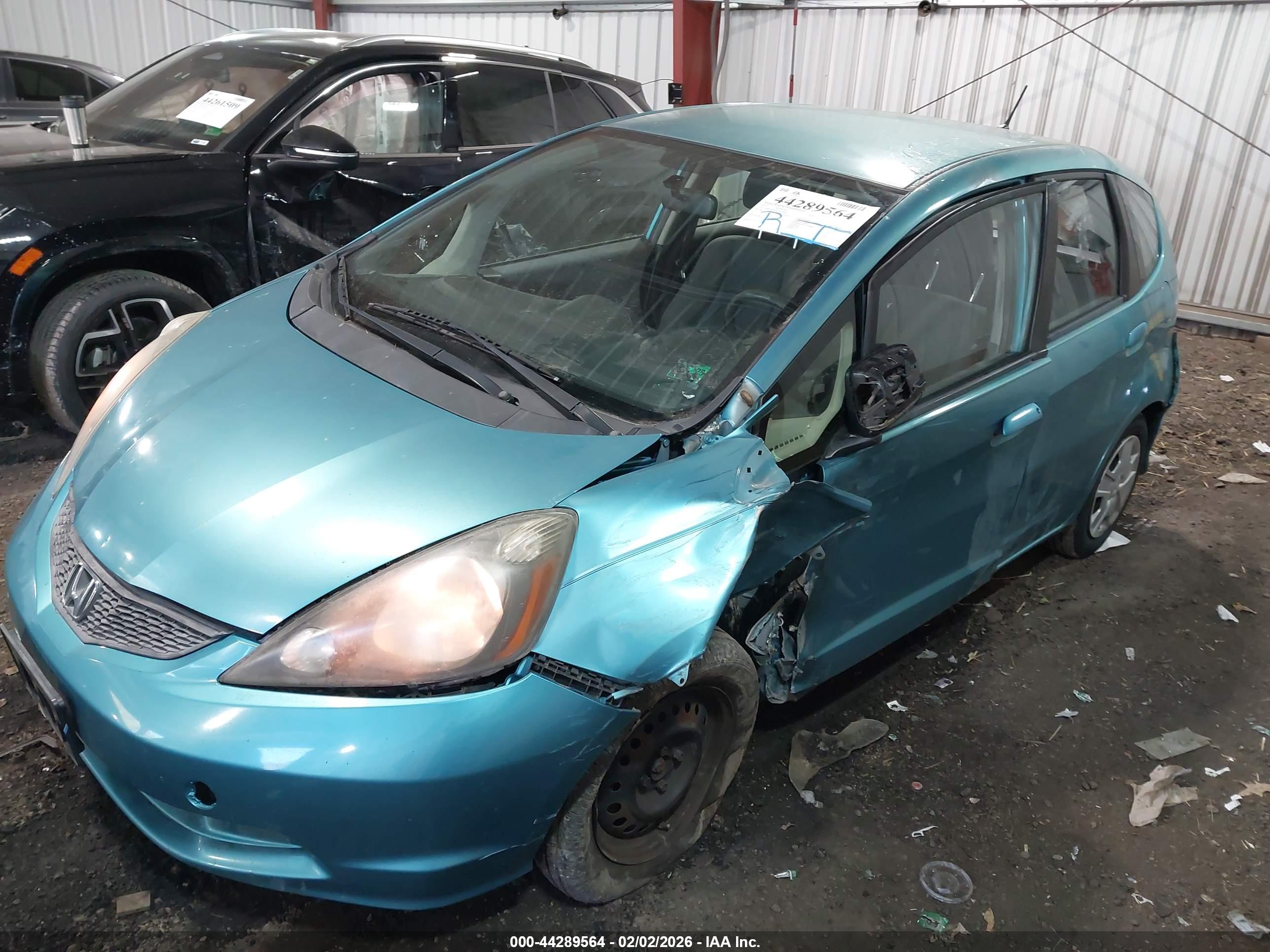 HONDA FIT image 6