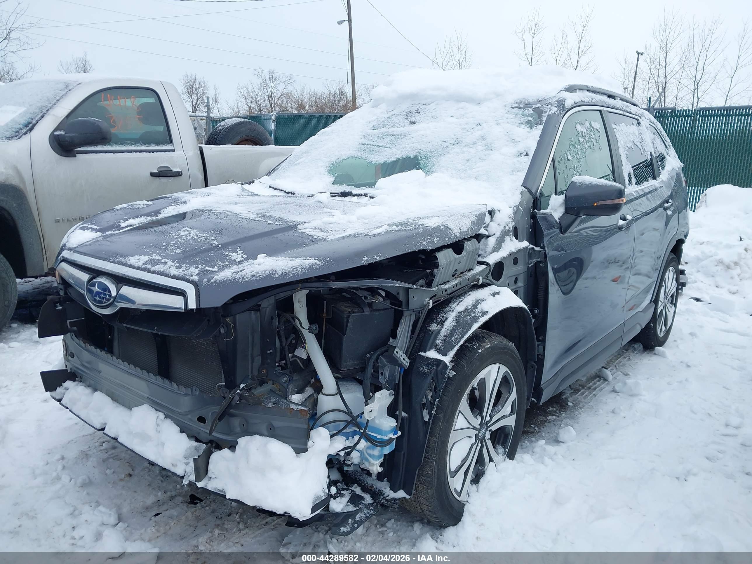 SUBARU FORESTER image 2