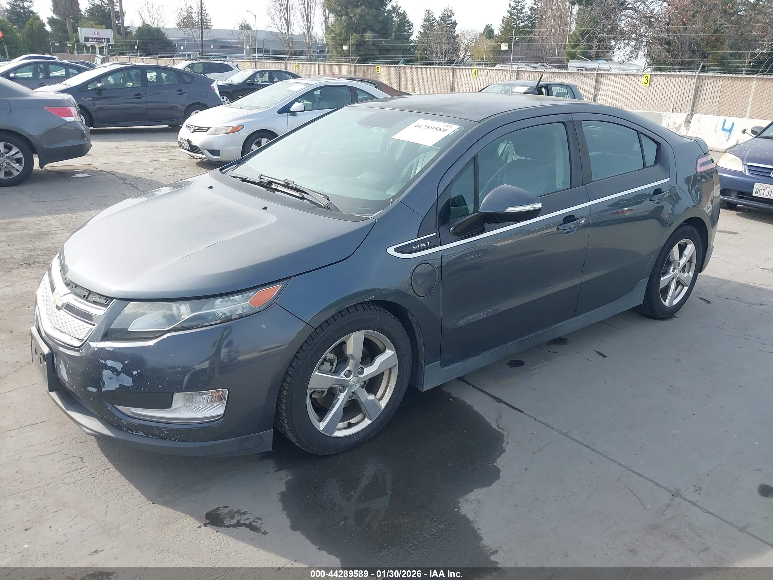 CHEVROLET VOLT image 2