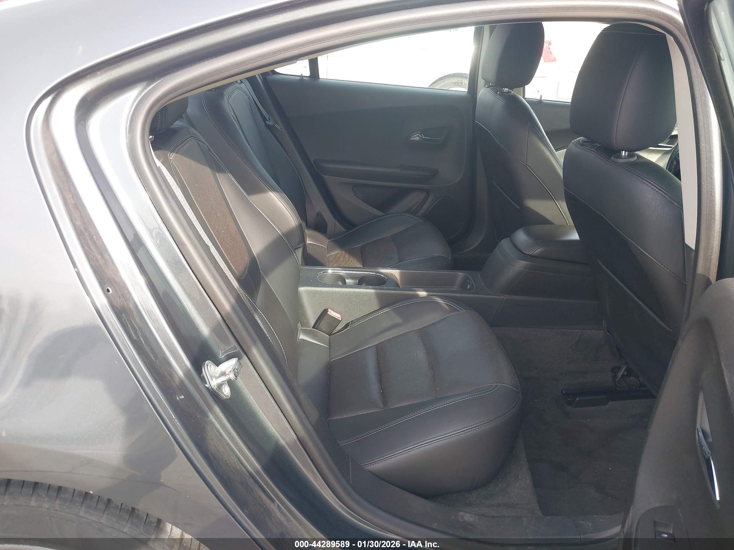 CHEVROLET VOLT image 8