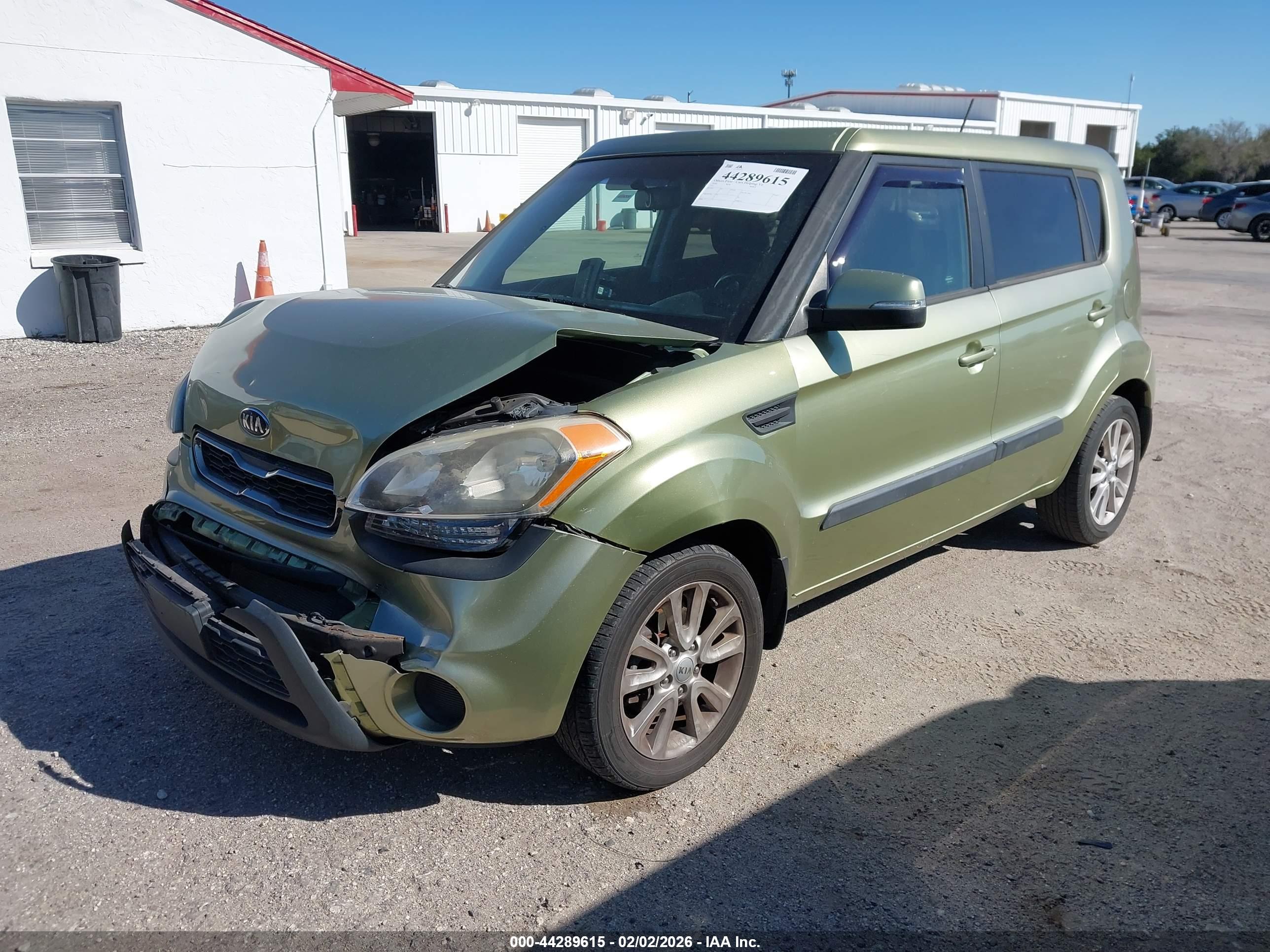 KIA SOUL image 2