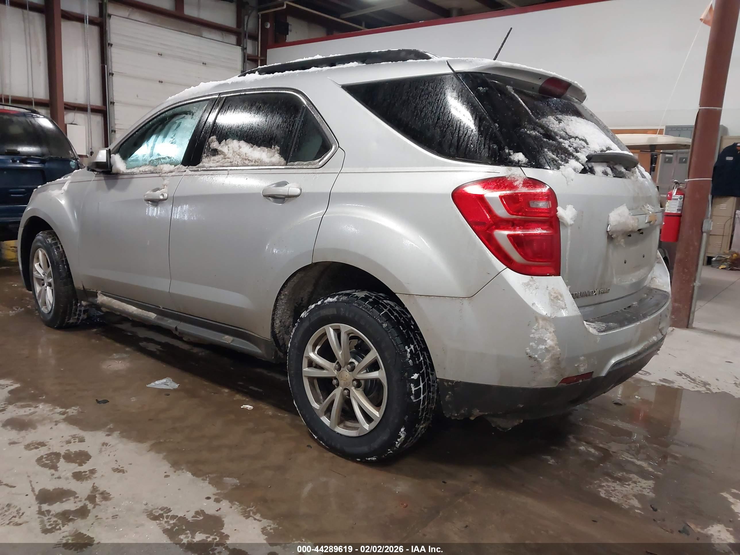 CHEVROLET EQUINOX image 3