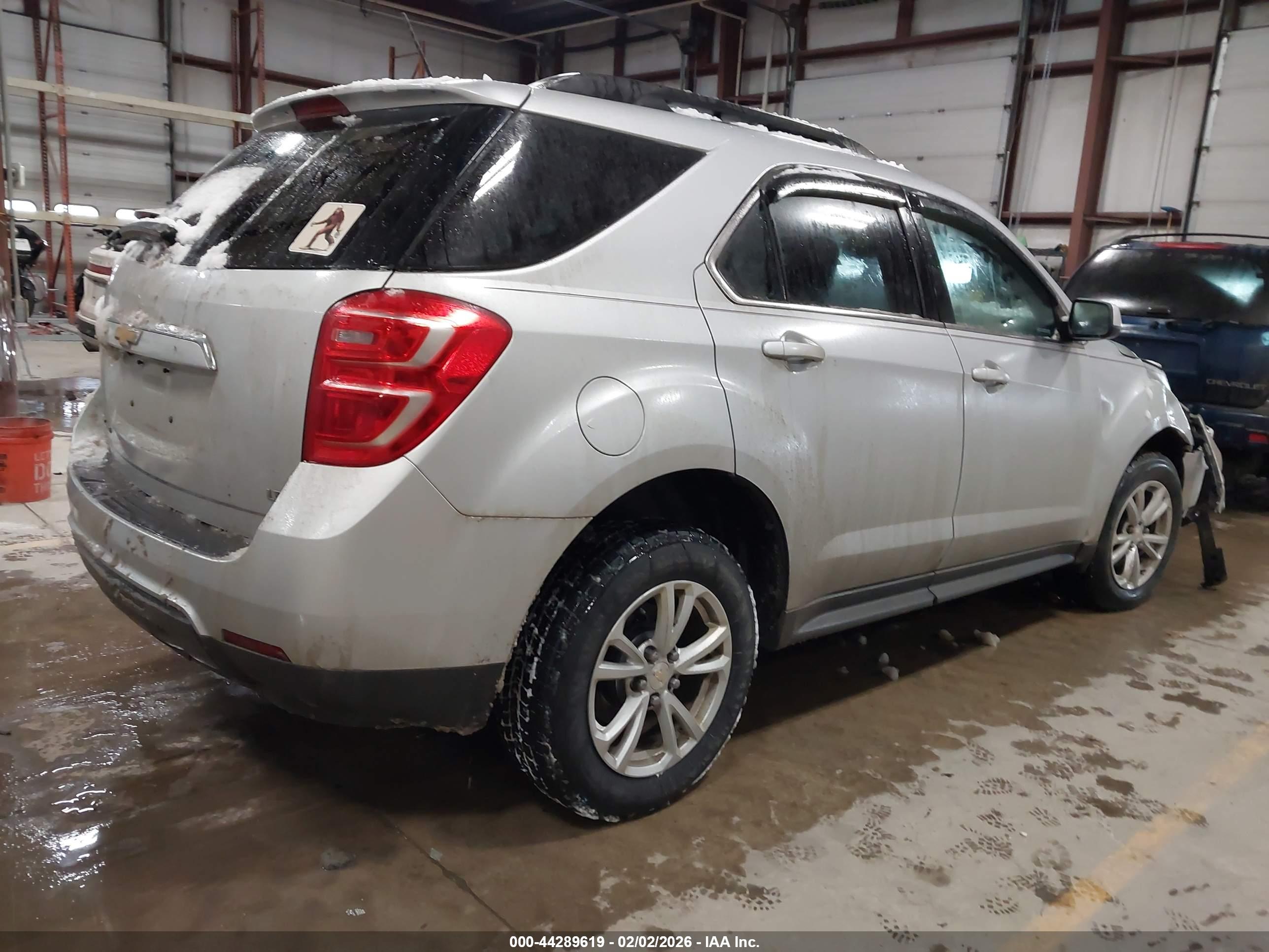 CHEVROLET EQUINOX image 4