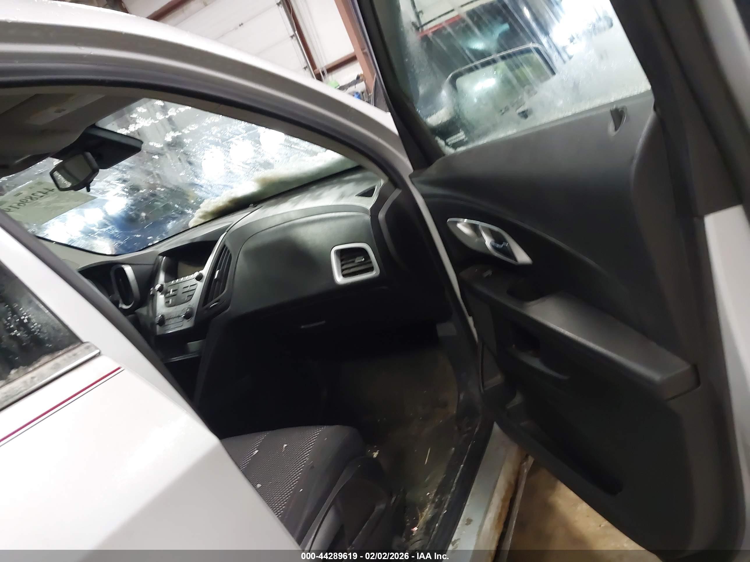 CHEVROLET EQUINOX image 5