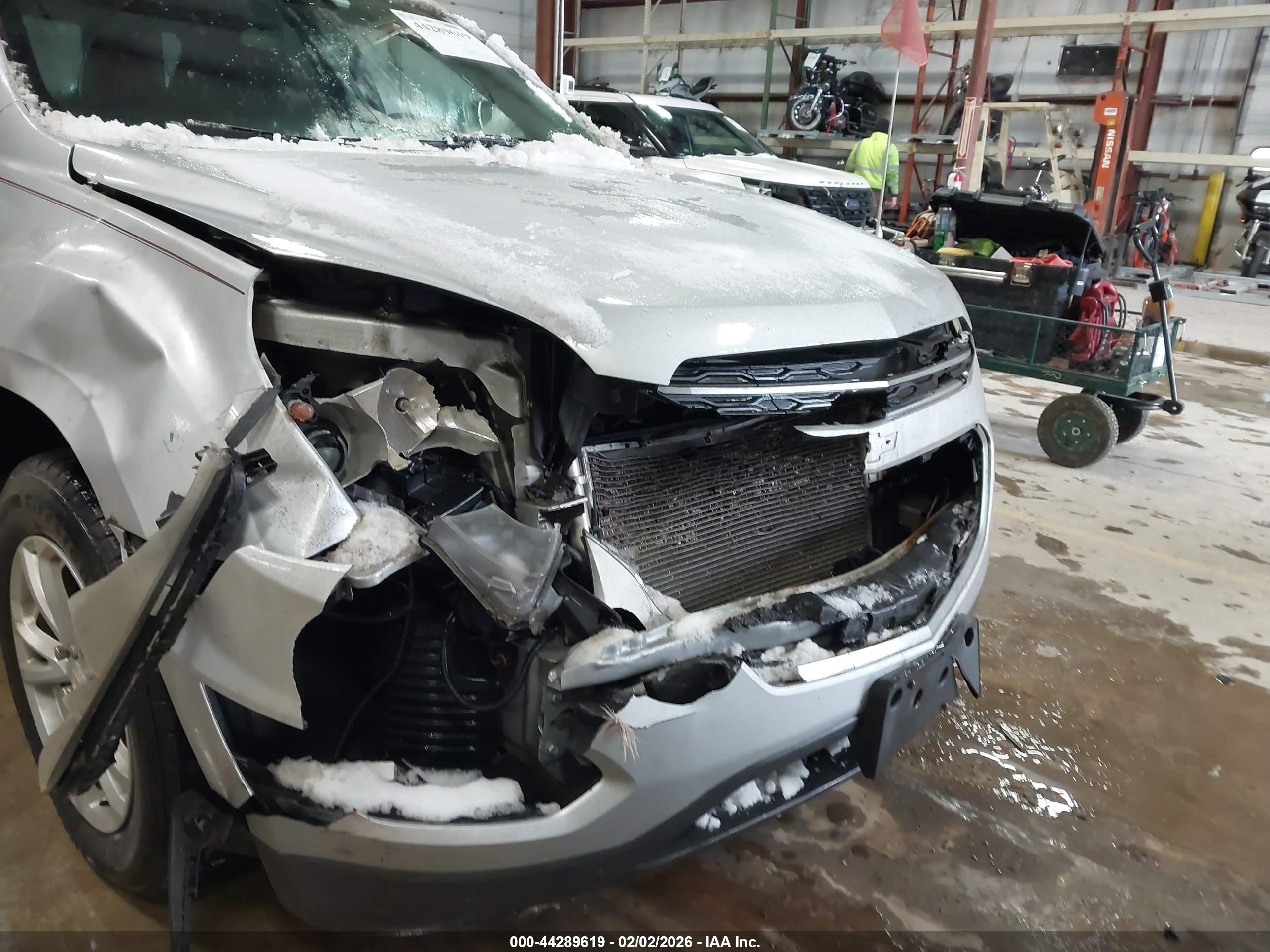 CHEVROLET EQUINOX image 6
