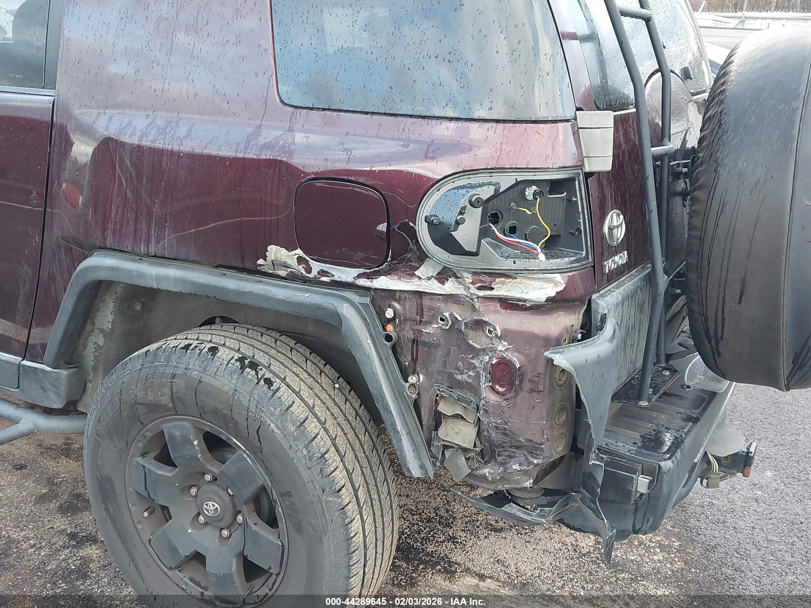 TOYOTA FJ image 6