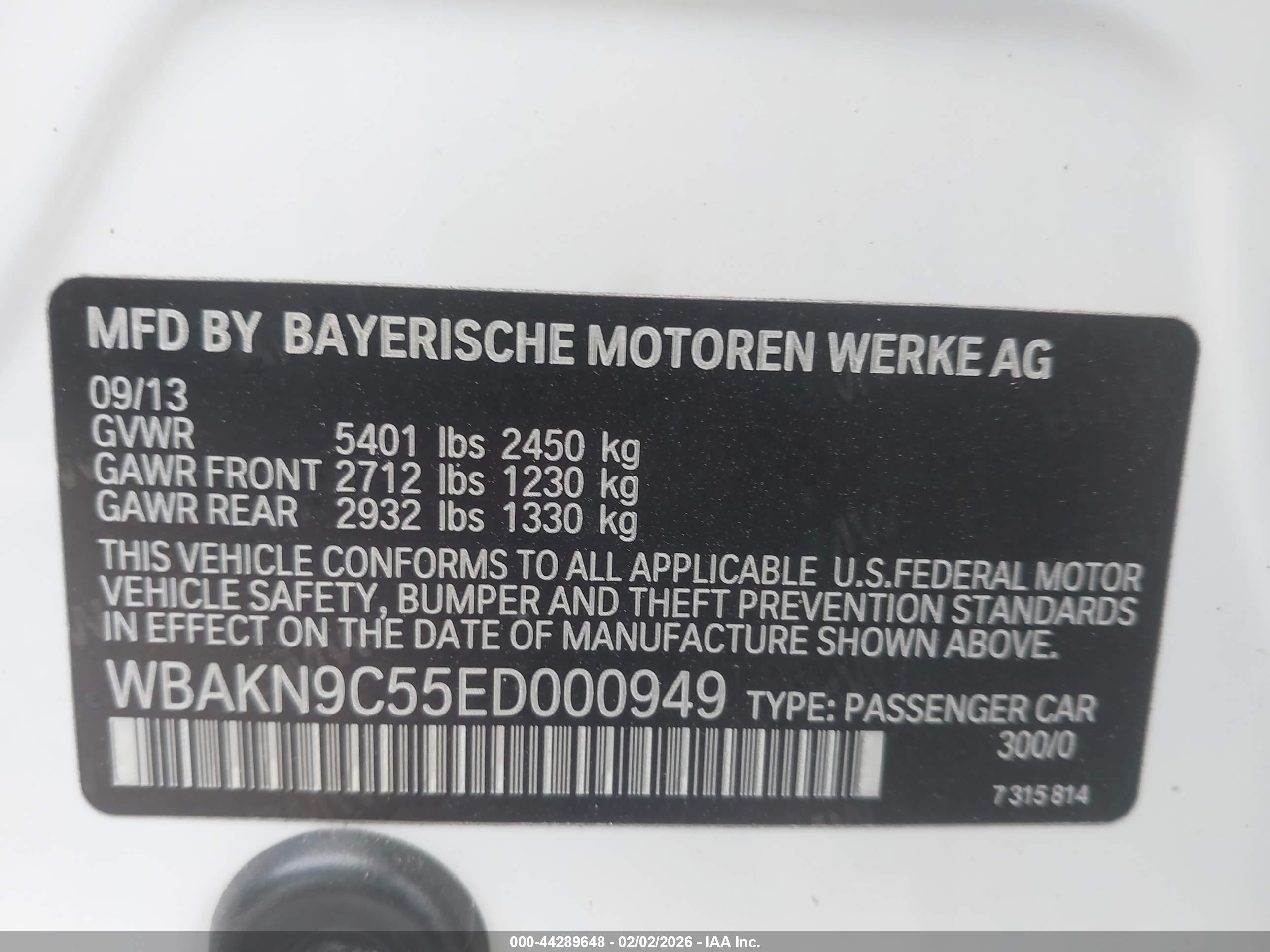 BMW 550I image 9