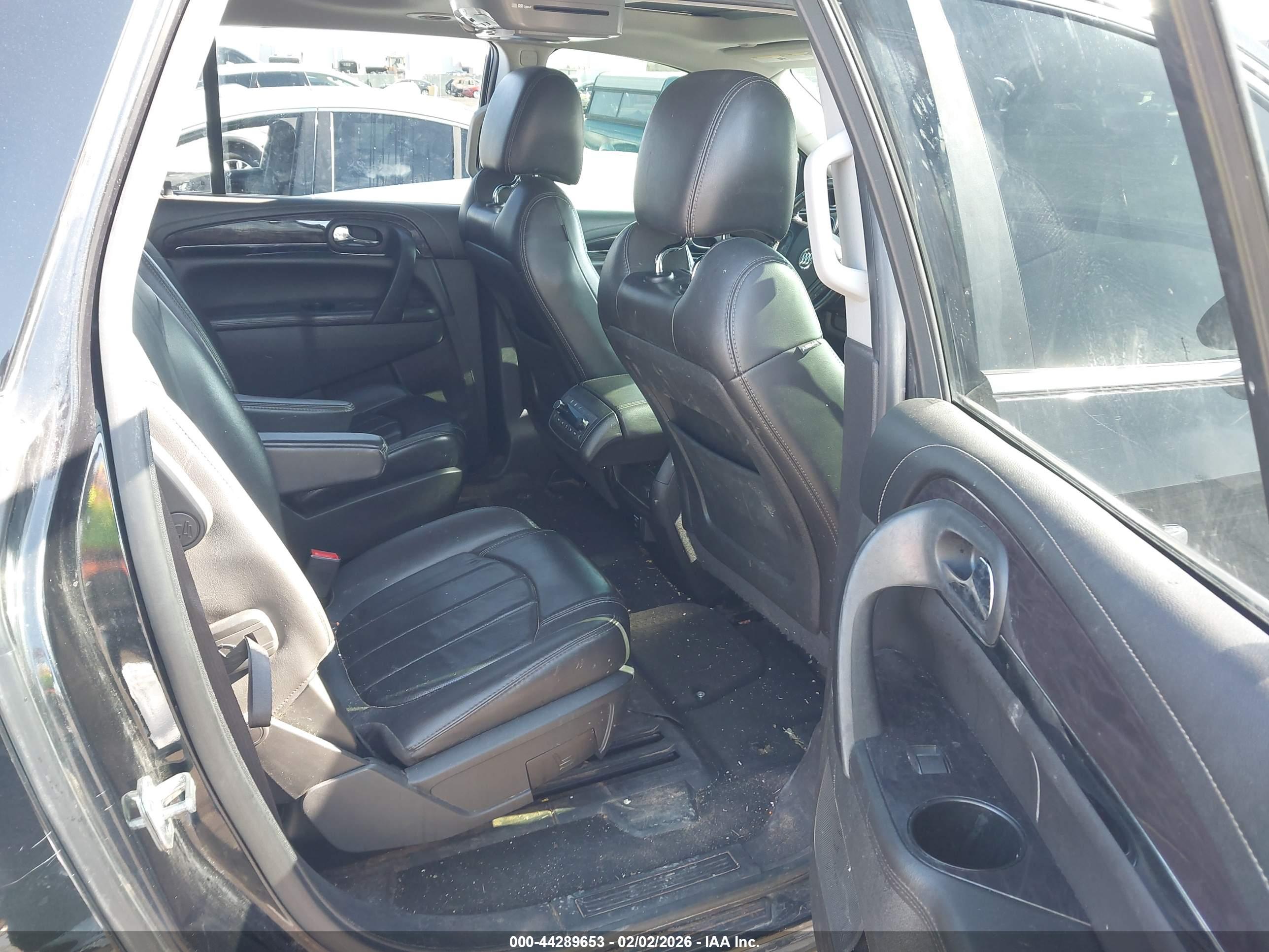 BUICK ENCLAVE image 8