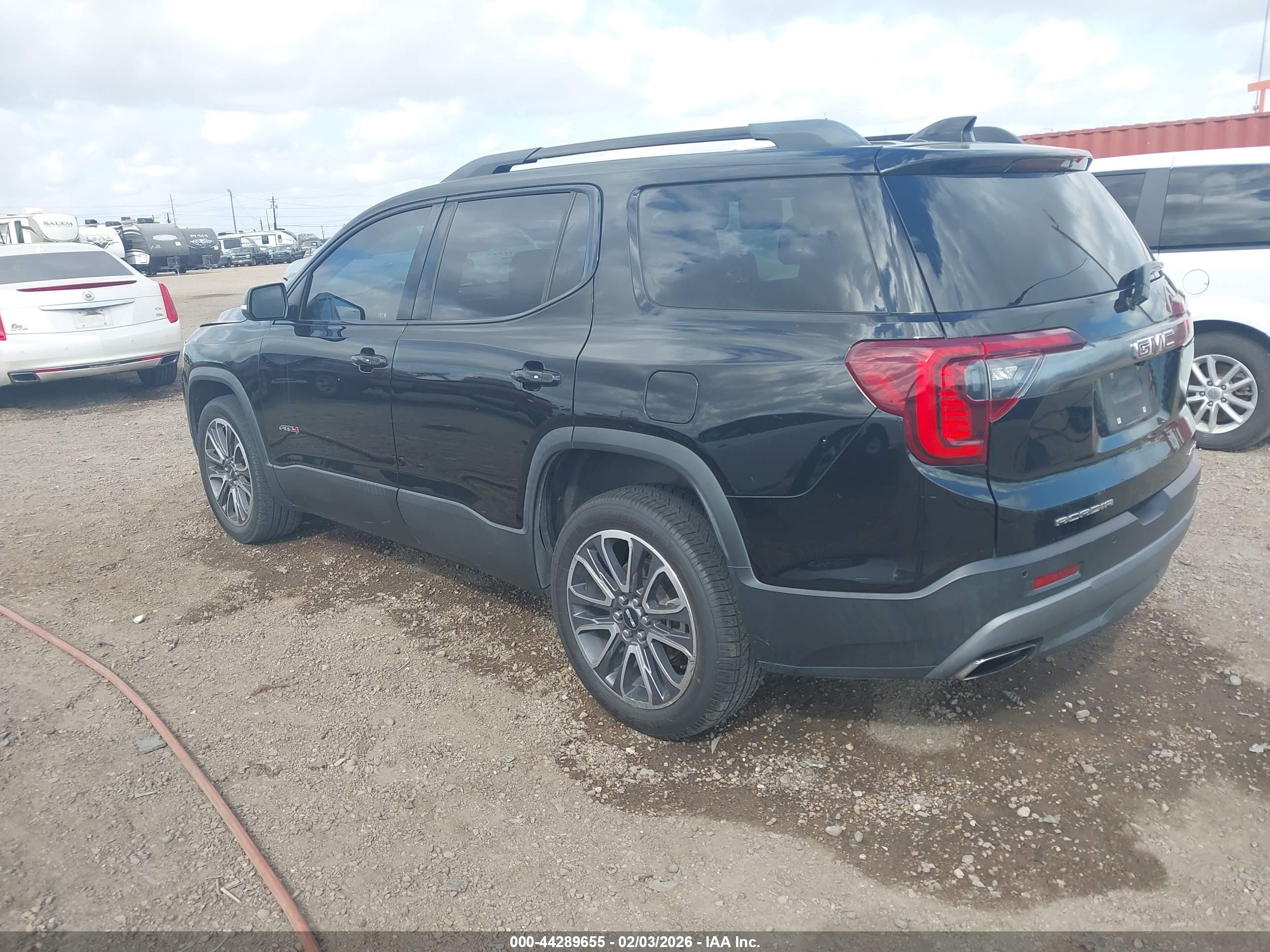 GMC ACADIA image 3