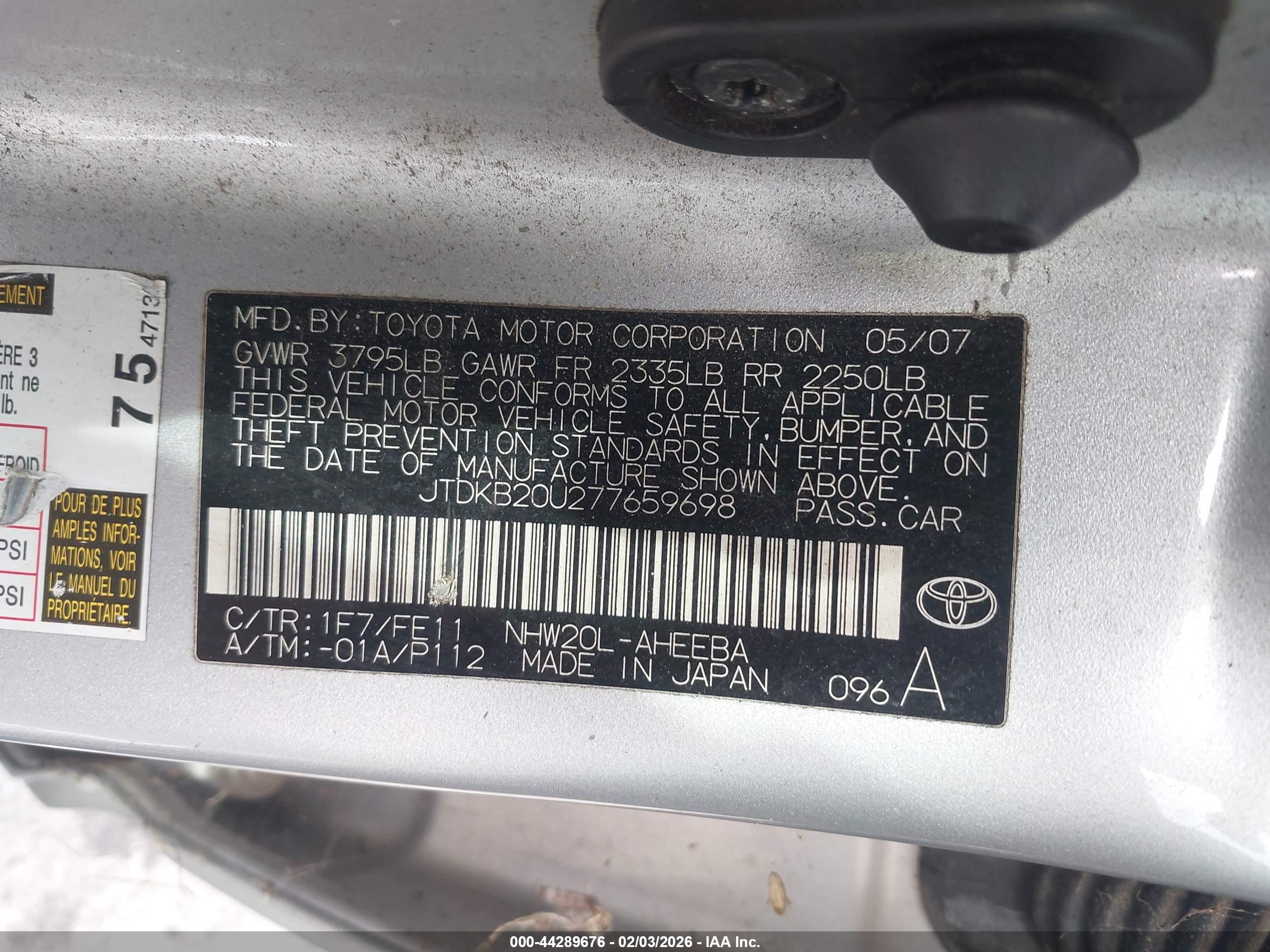 TOYOTA PRIUS image 9