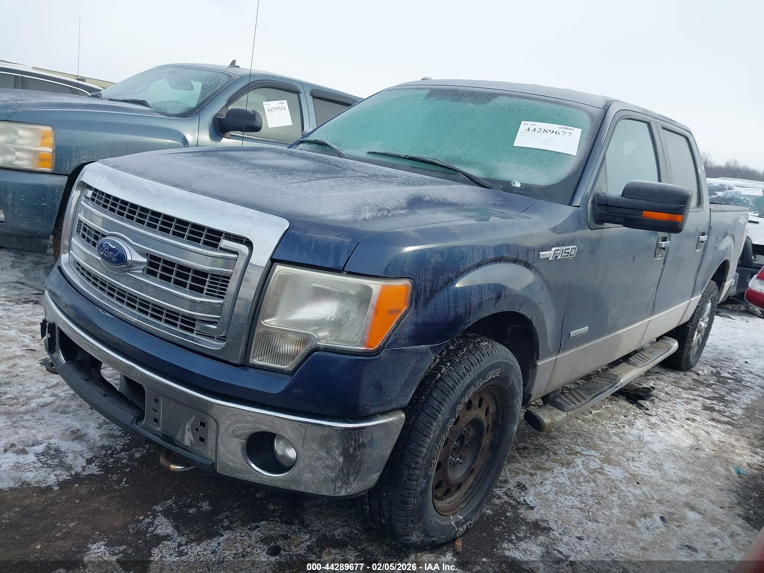 FORD F-150 image 2
