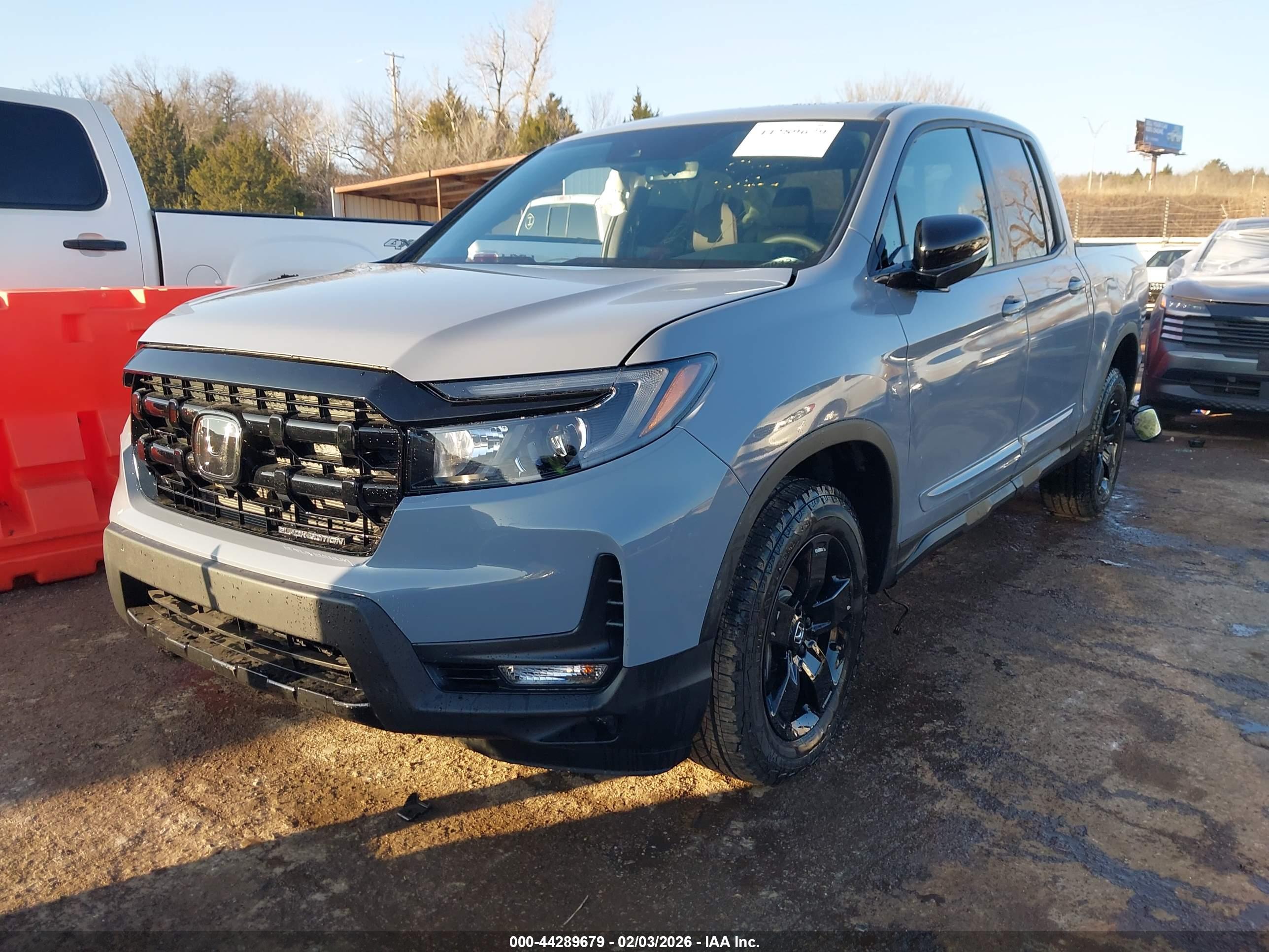 HONDA RIDGELINE image 2