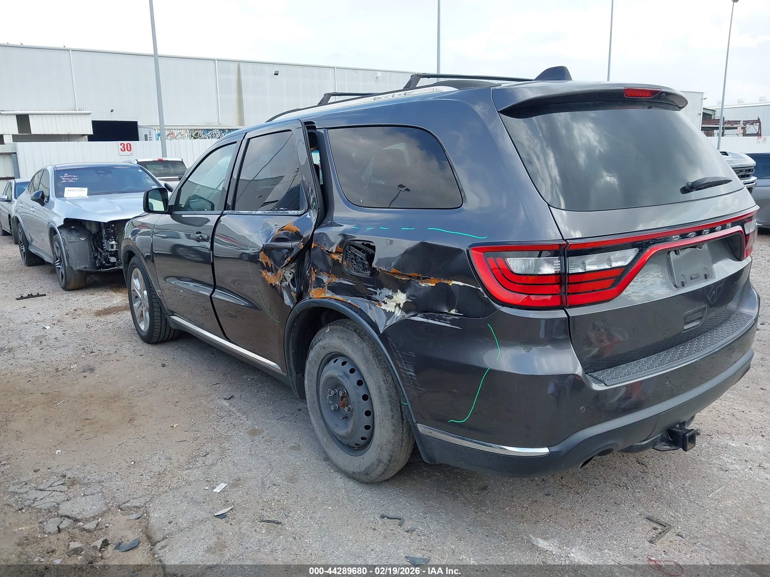 DODGE DURANGO image 3