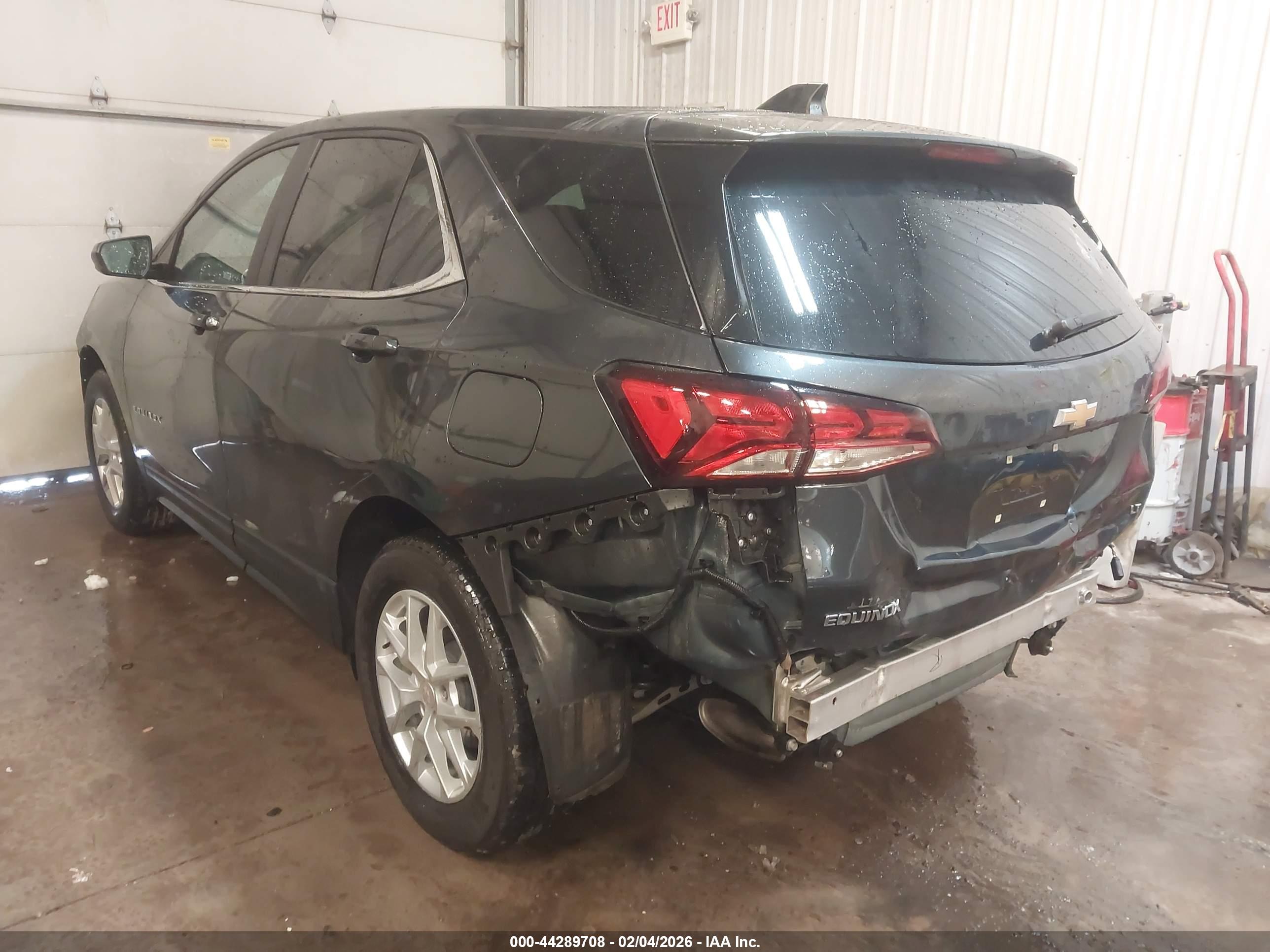 CHEVROLET EQUINOX image 3