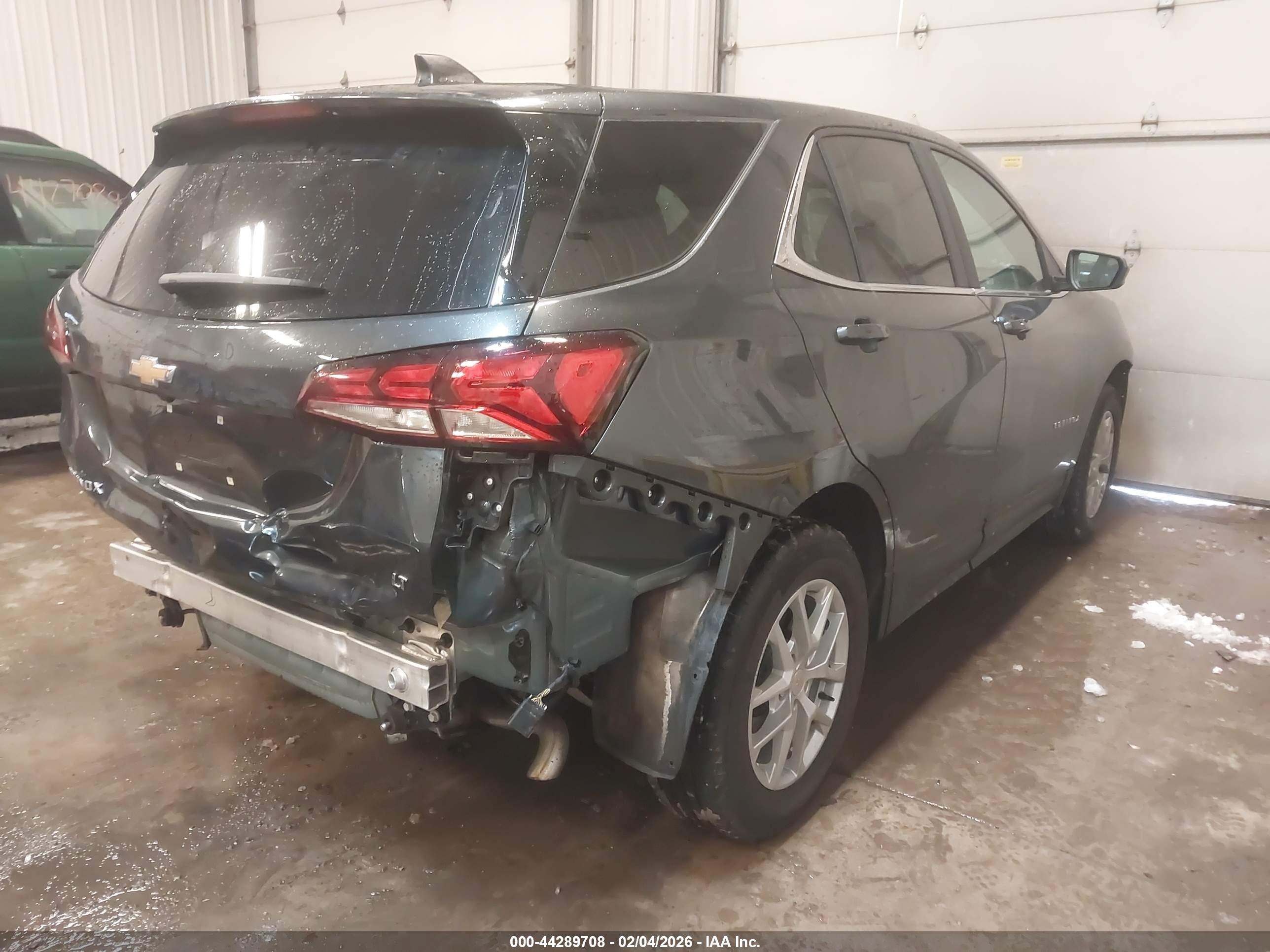 CHEVROLET EQUINOX image 4