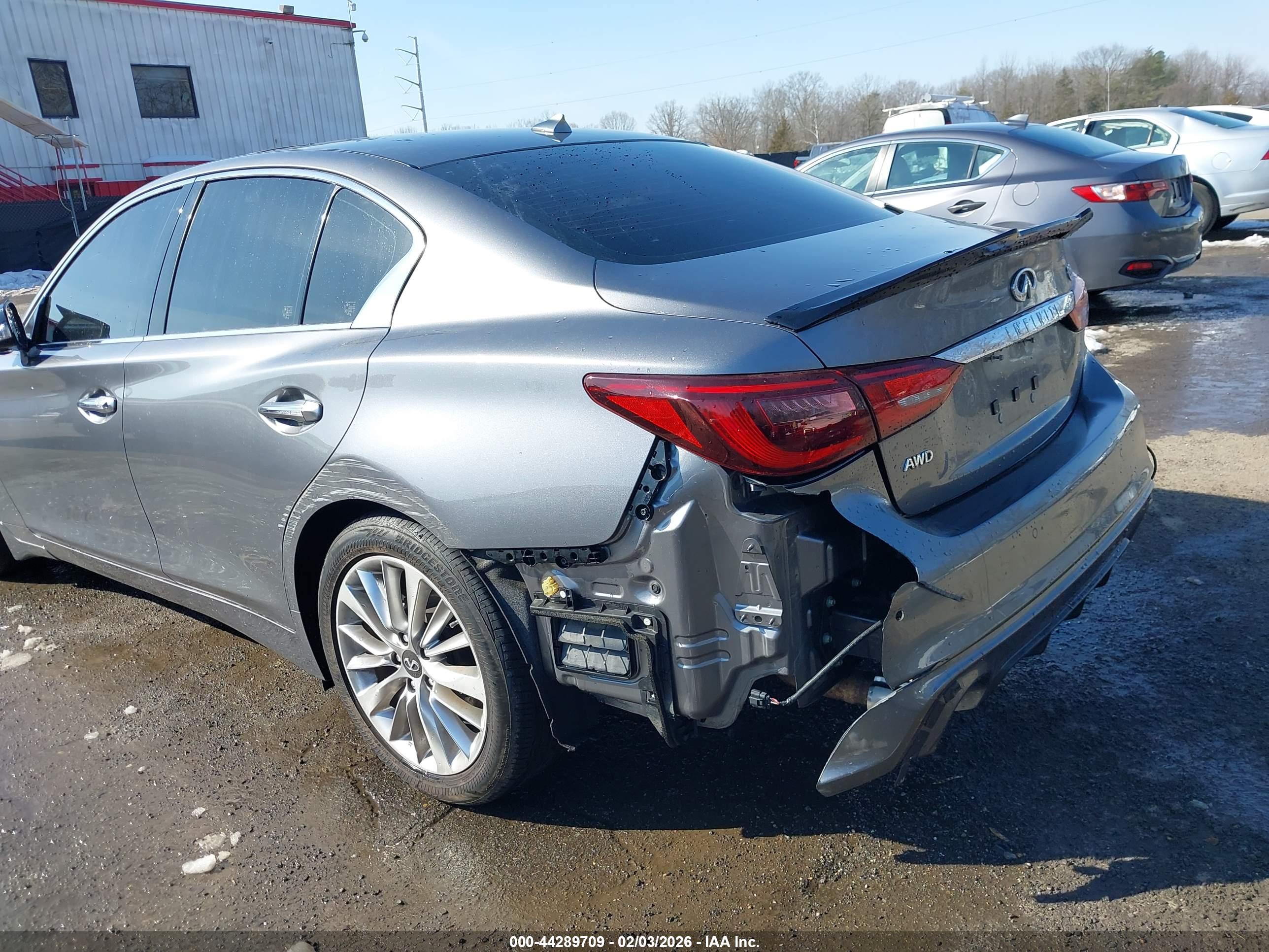 INFINITI Q50 image 6