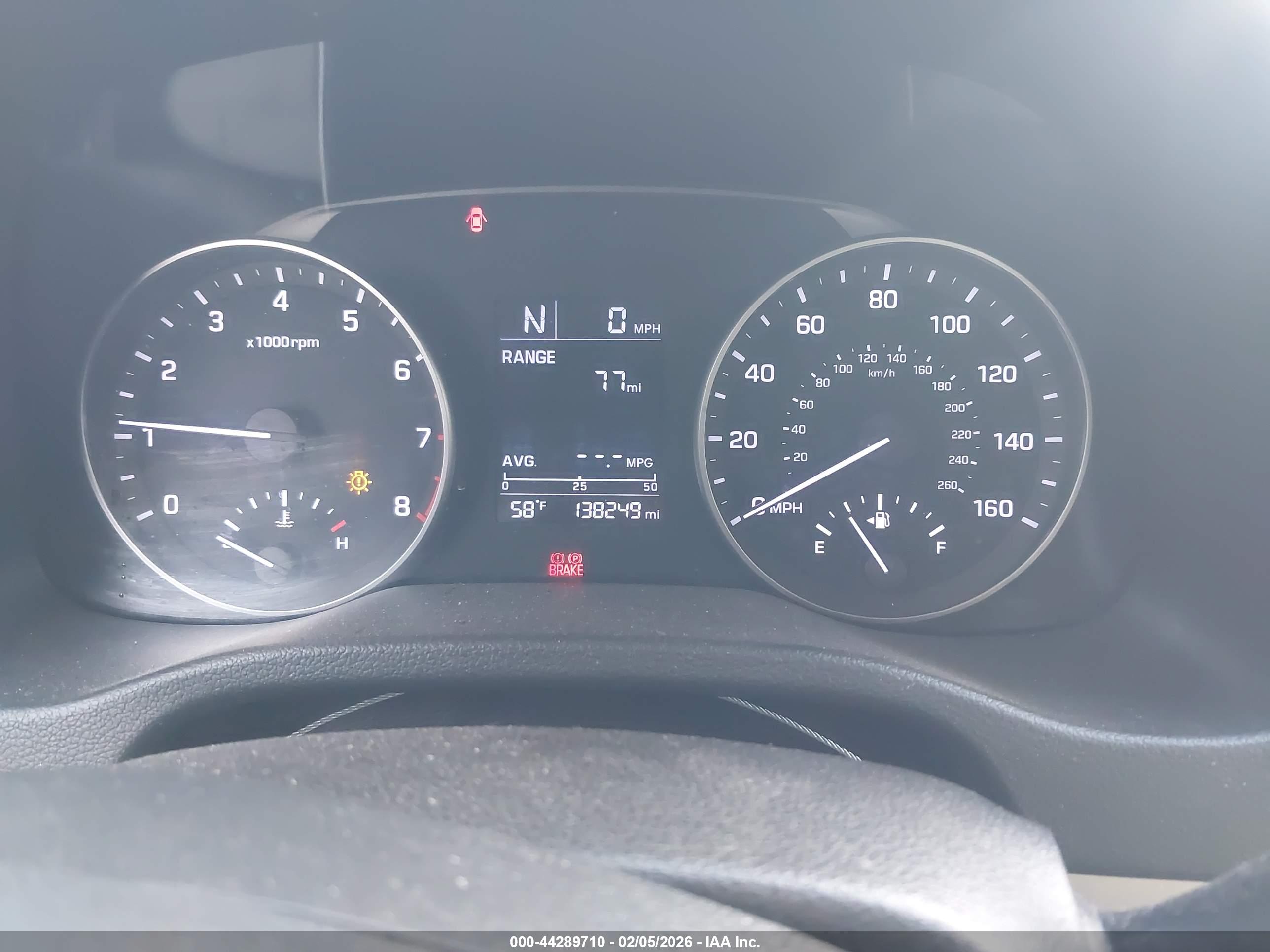 HYUNDAI ELANTRA image 7