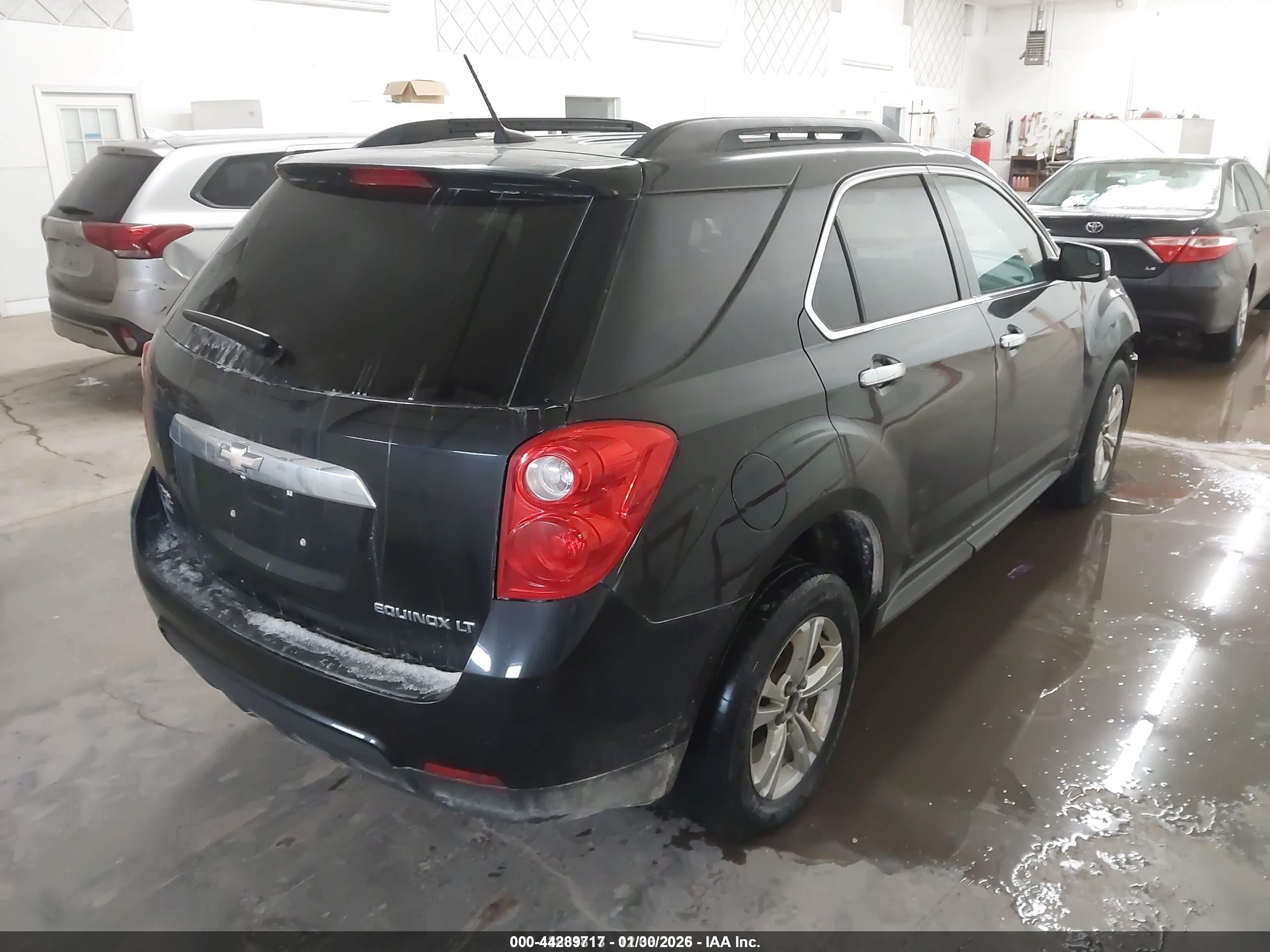 CHEVROLET EQUINOX image 4